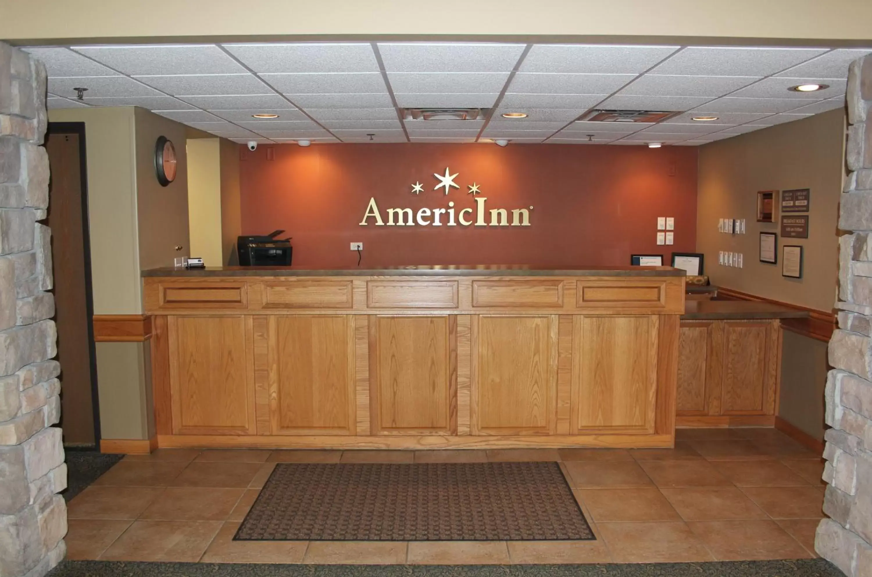 Lobby or reception, Lobby/Reception in AmericInn by Wyndham Cedar Rapids Airport