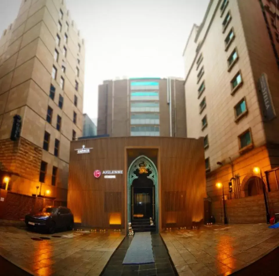 Restaurant/places to eat, Nearby Landmark in Capace Hotel Gangnam