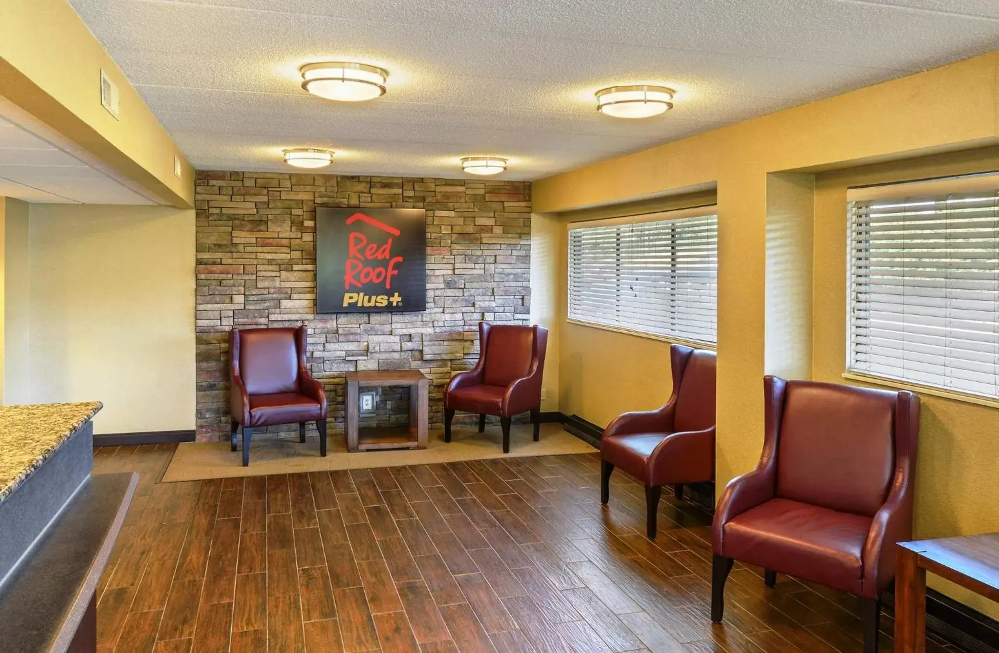 Lobby or reception, Seating Area in Red Roof Inn PLUS+ Washington DC - Manassas