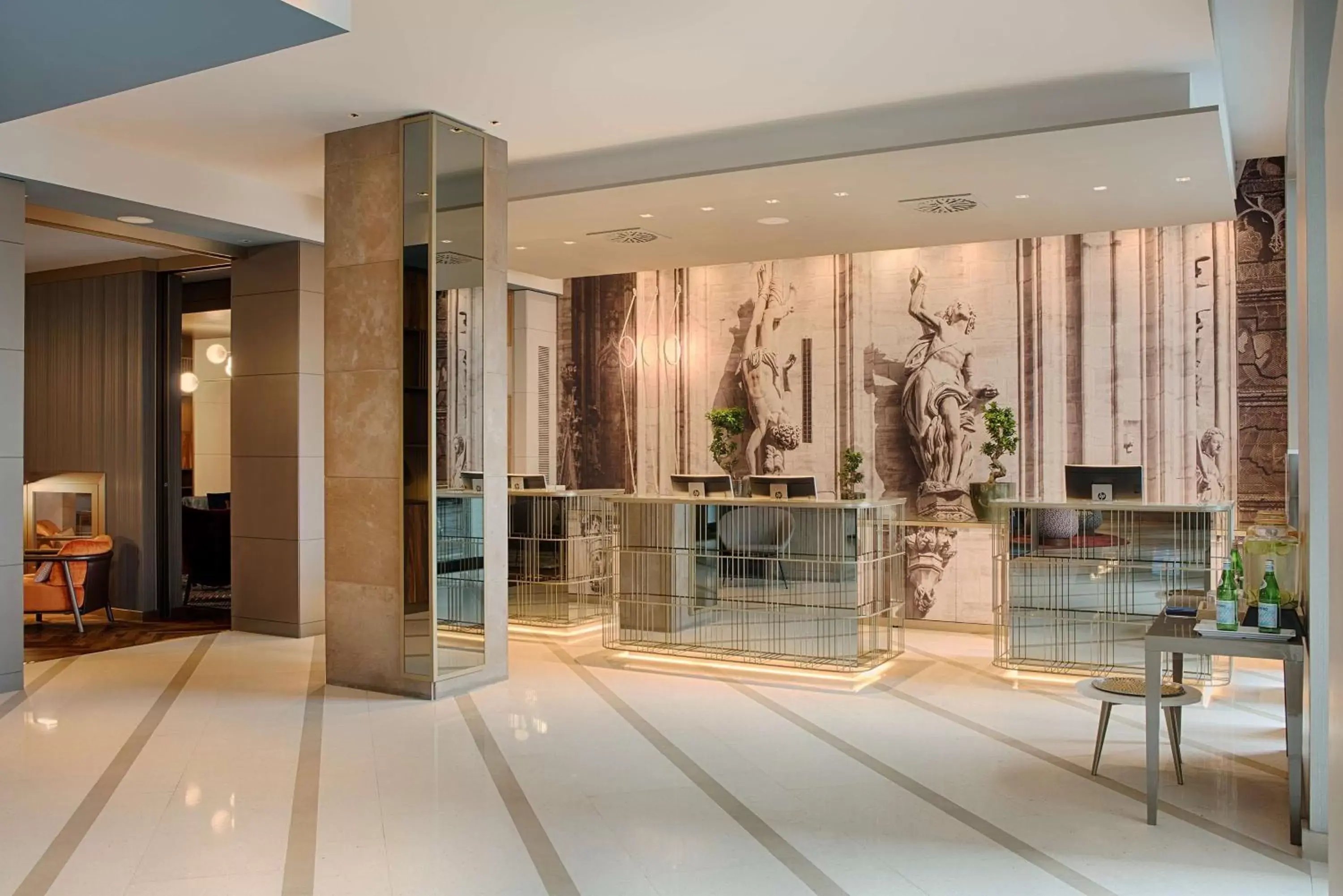 Lobby or reception in NH Collection Milano Touring