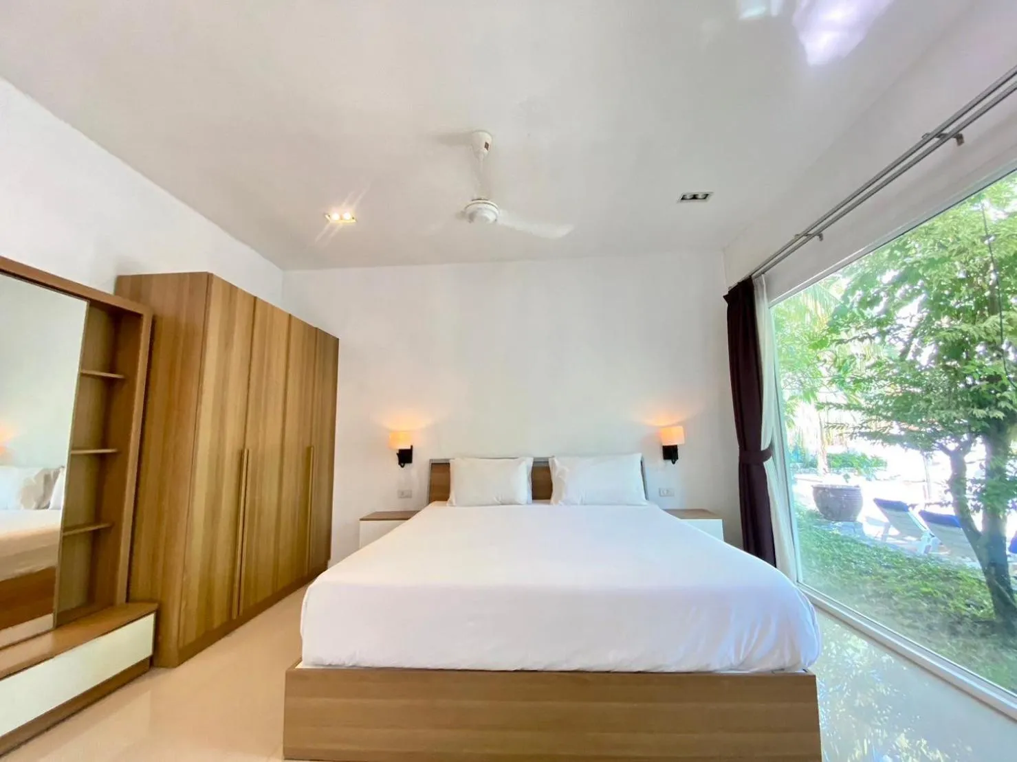 Bedroom, Bed in Garden Home Kata