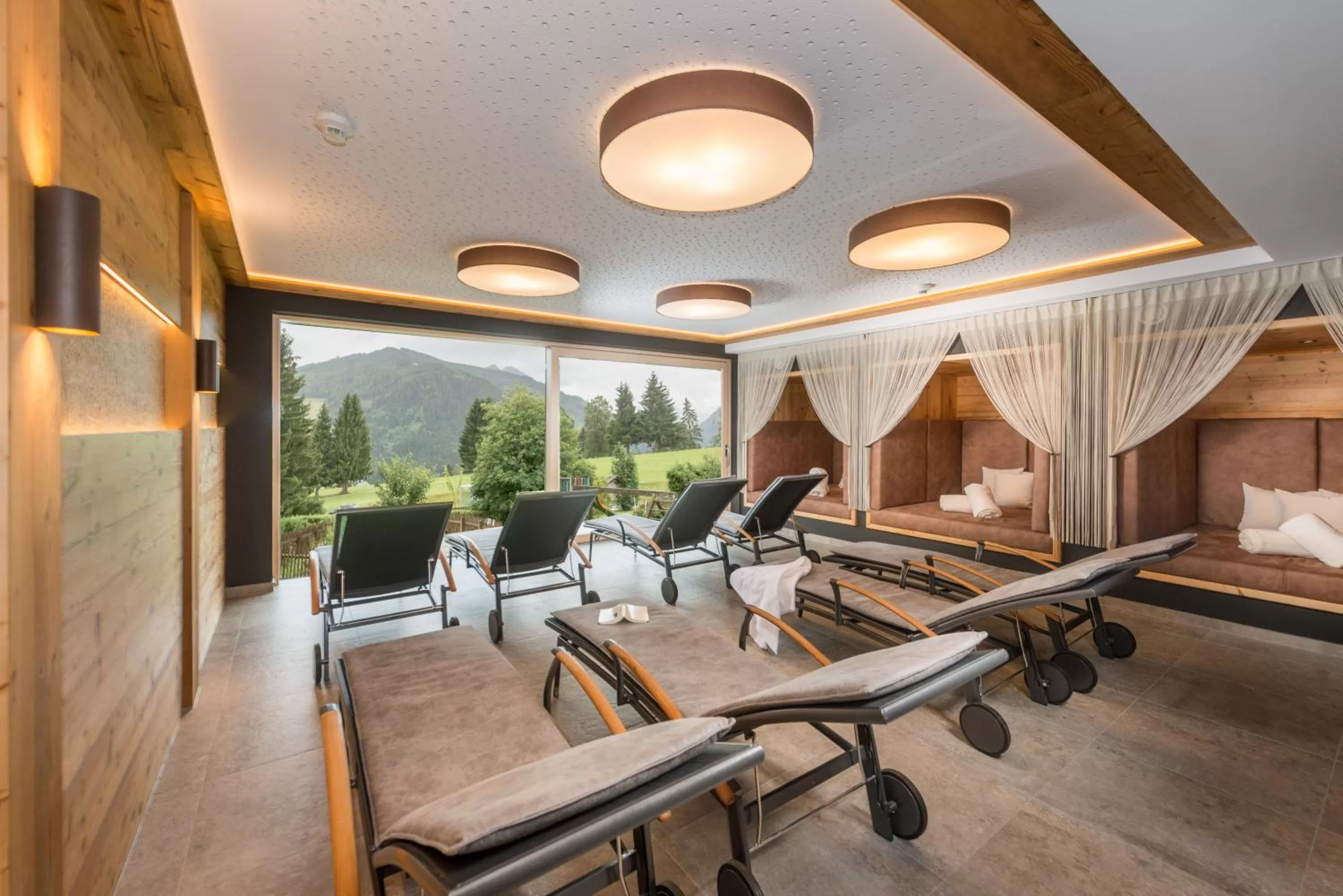 Living room in Apart & Suiten Hotel WEIDEN