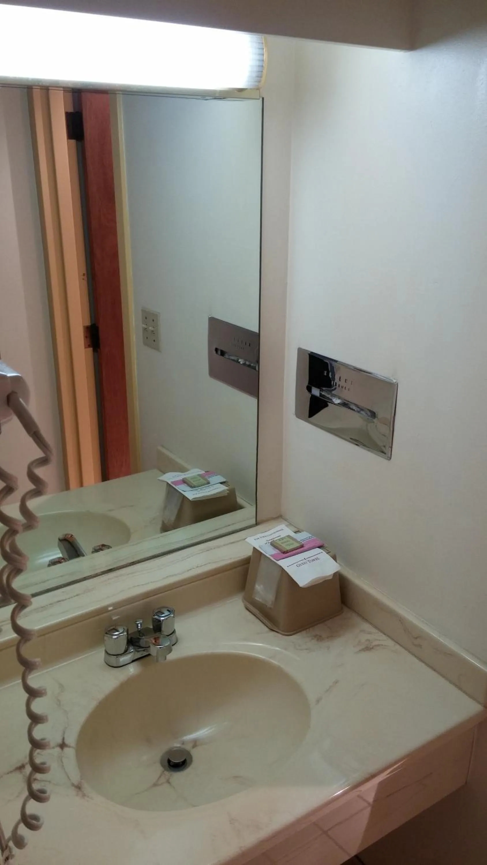 Super 8 by Wyndham Laramie