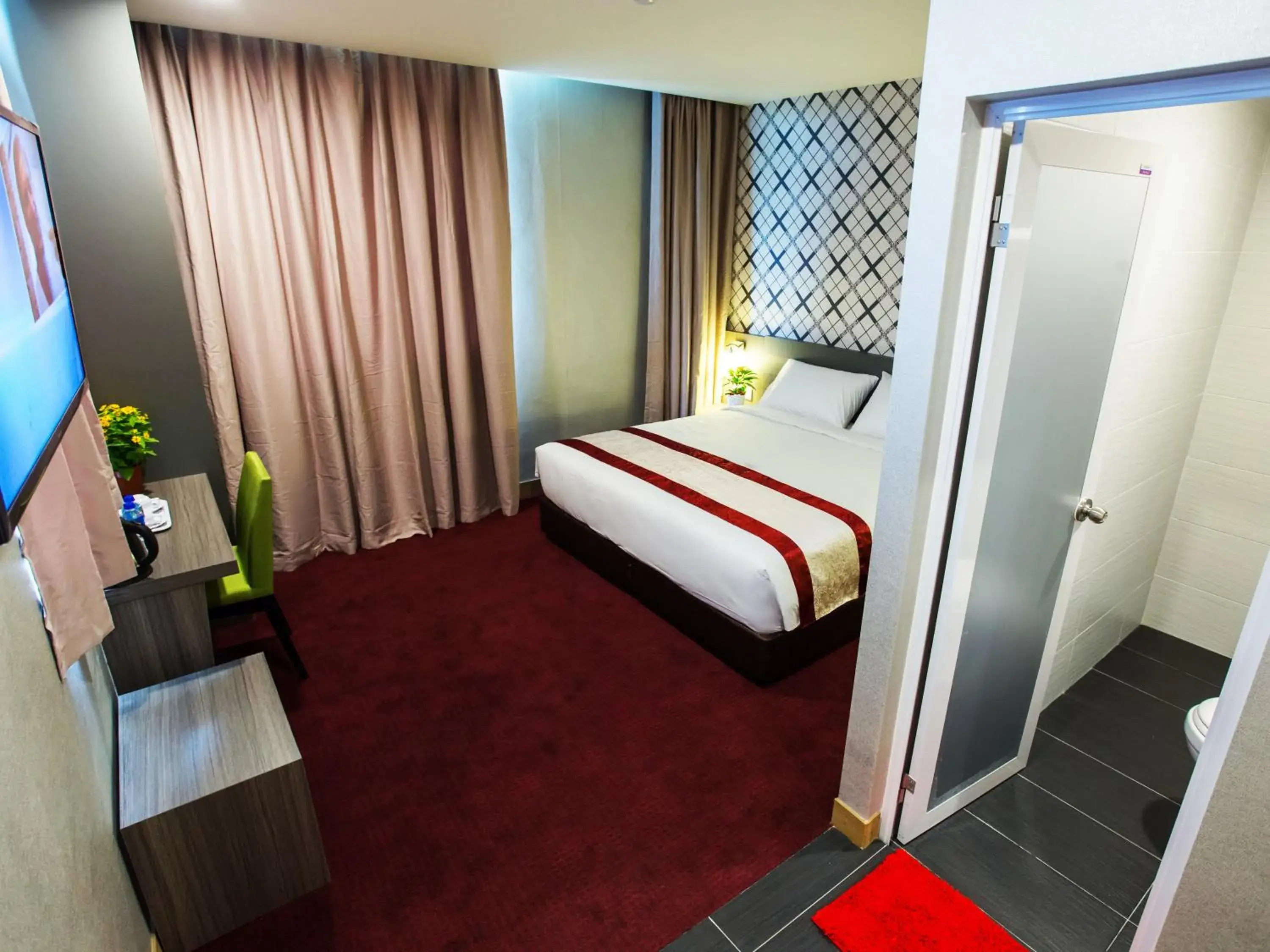 Bedroom, Room Photo in LS Hotel