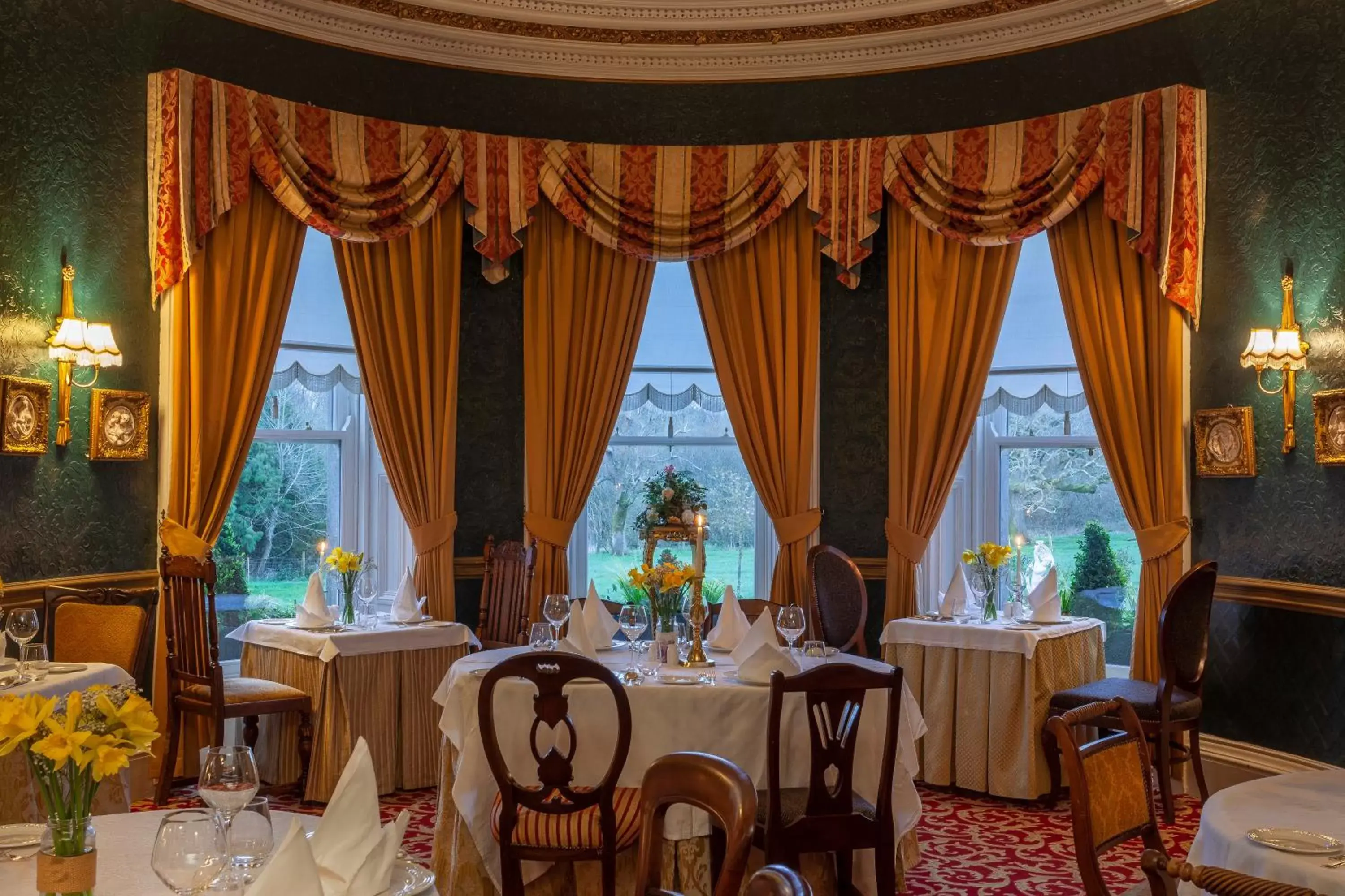 Restaurant/Places to Eat in Ballyseede Castle