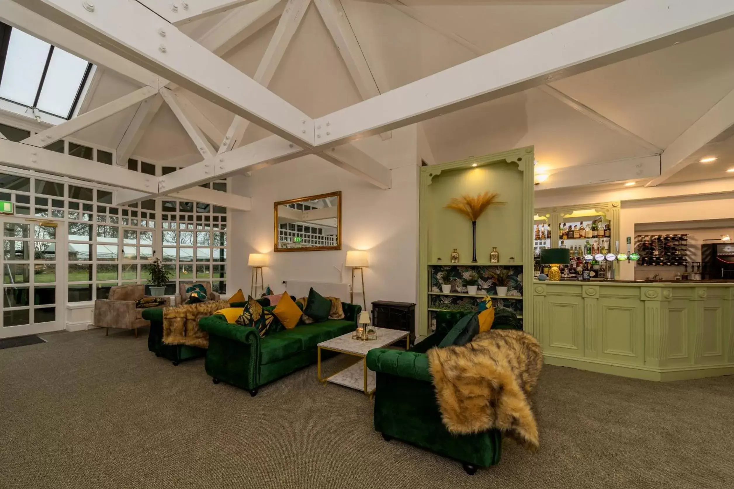 Lounge or bar in Sella Park Country House Hotel