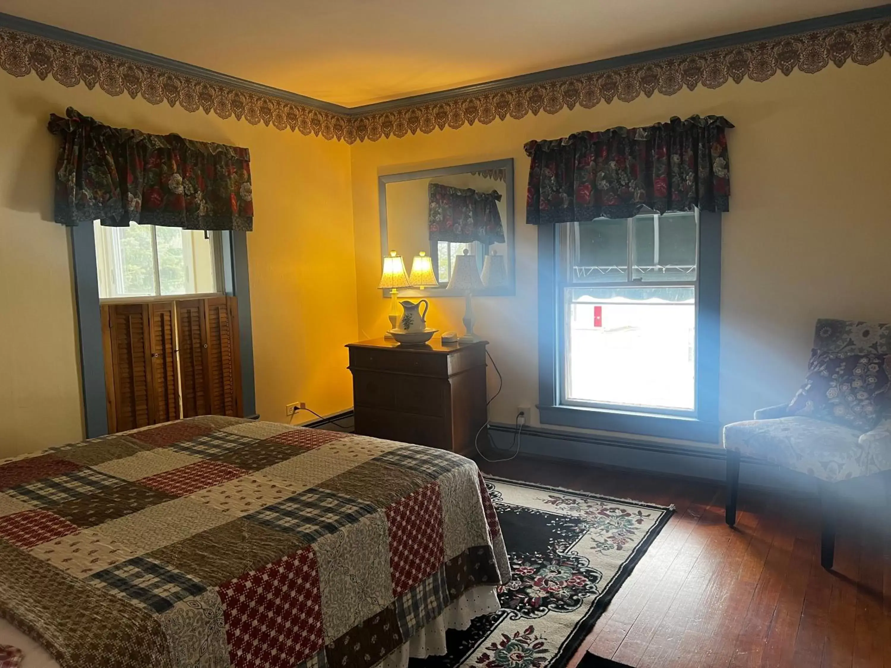 Bedroom, Bed in Claddagh Motel & Suites