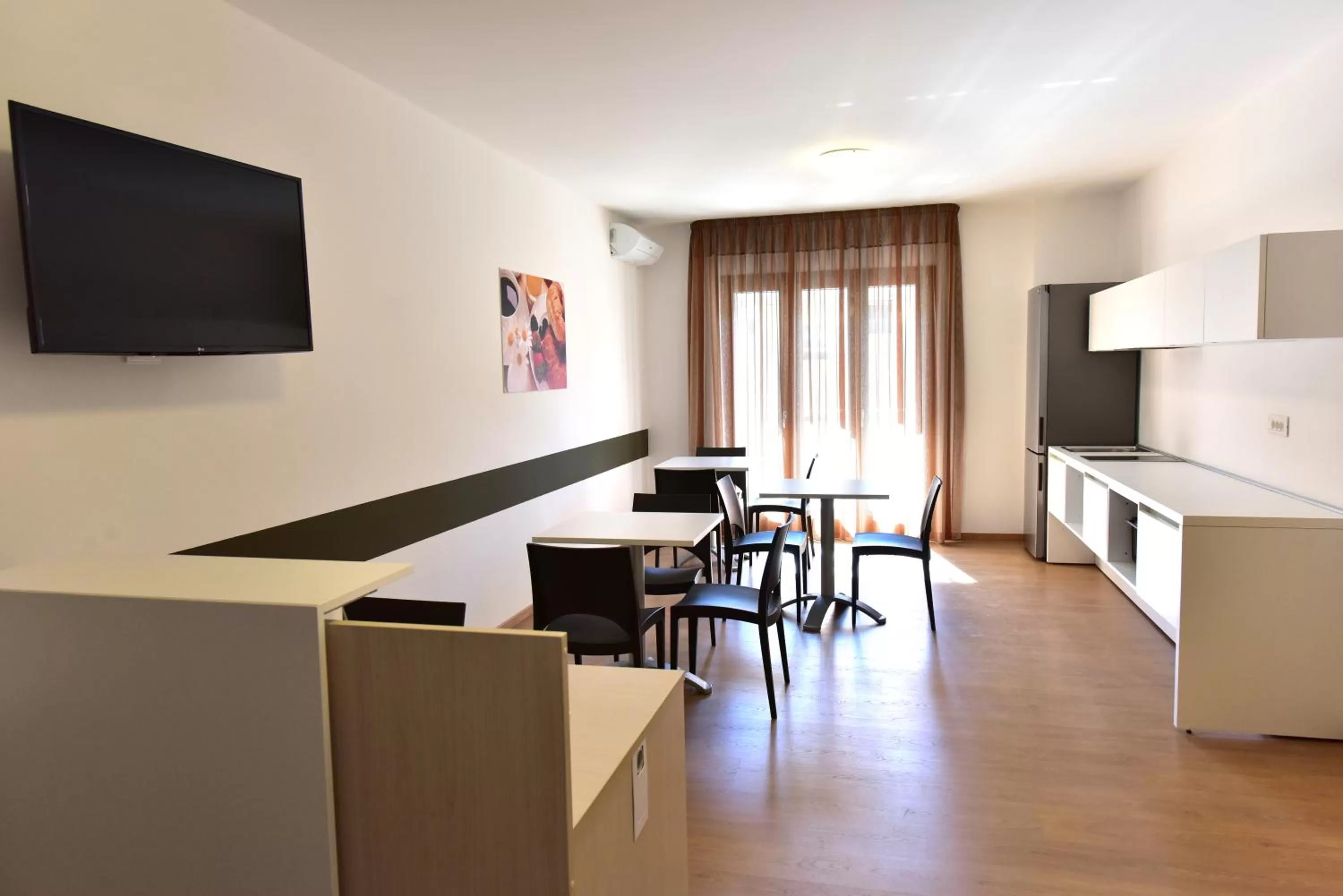 Communal lounge/ TV room in Trip Room & Breakfast