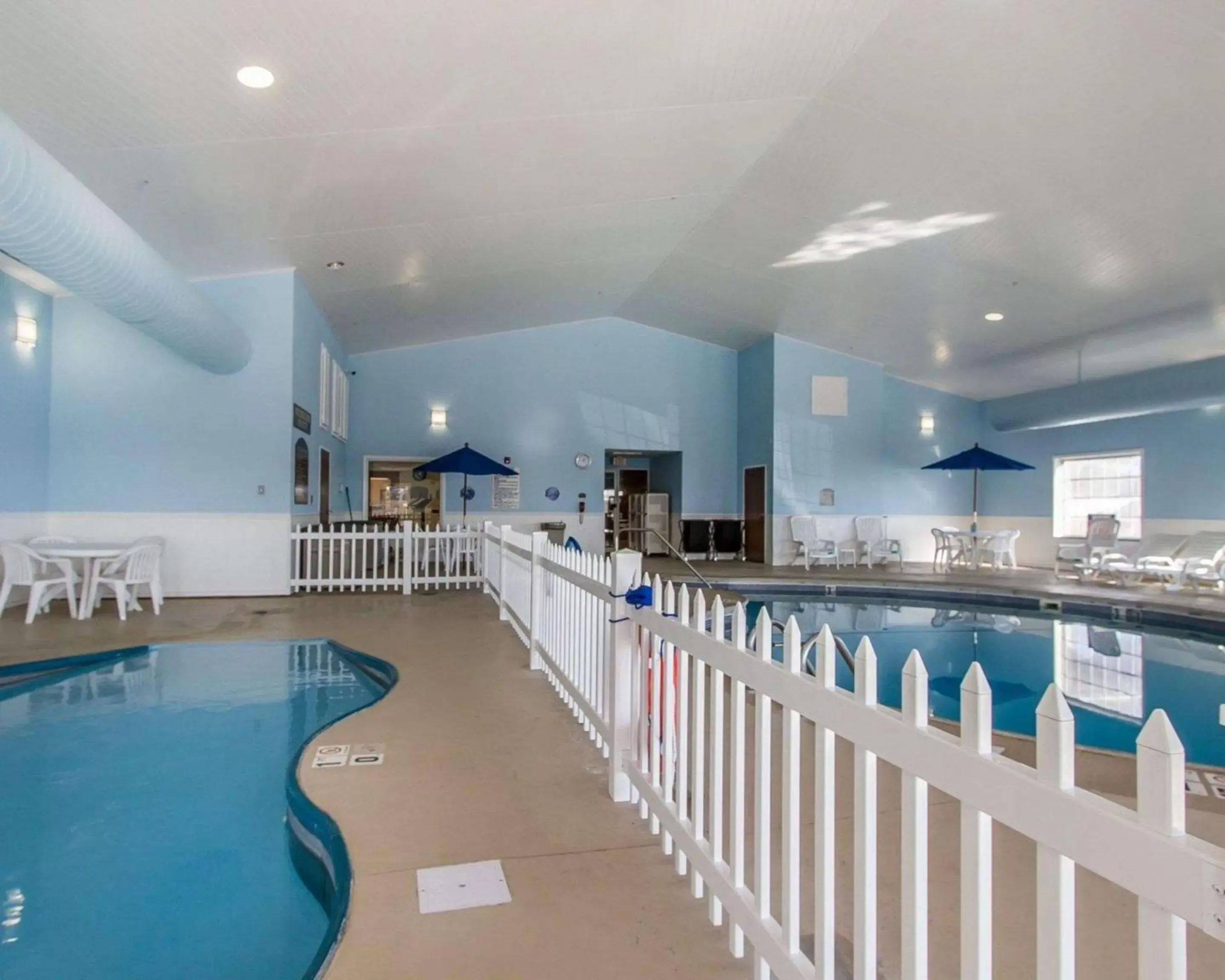 On site, Swimming Pool in Quality Inn & Suites Fort Madison near Hwy 61