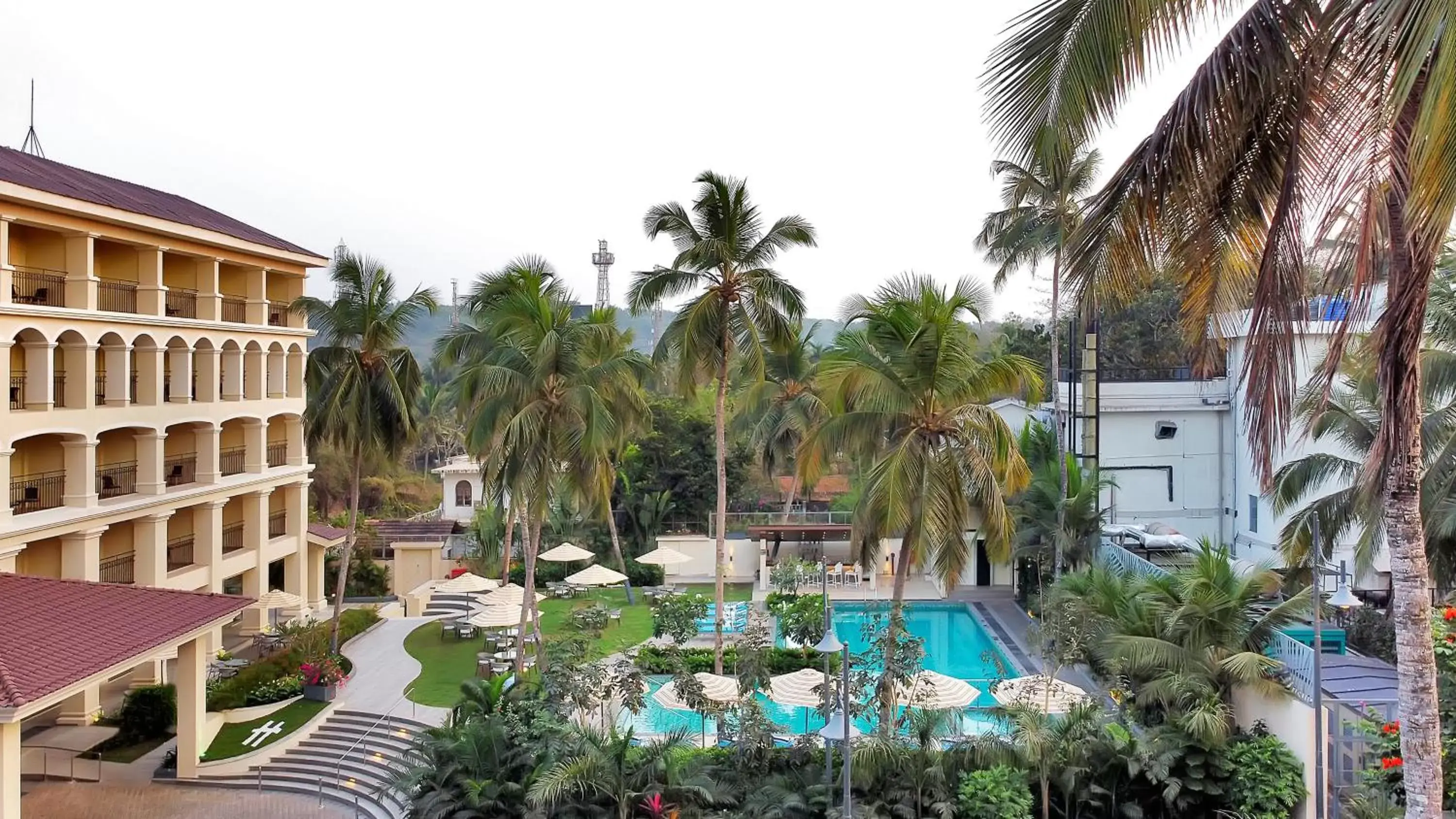 Property building, Pool View in Holiday Inn Goa Candolim