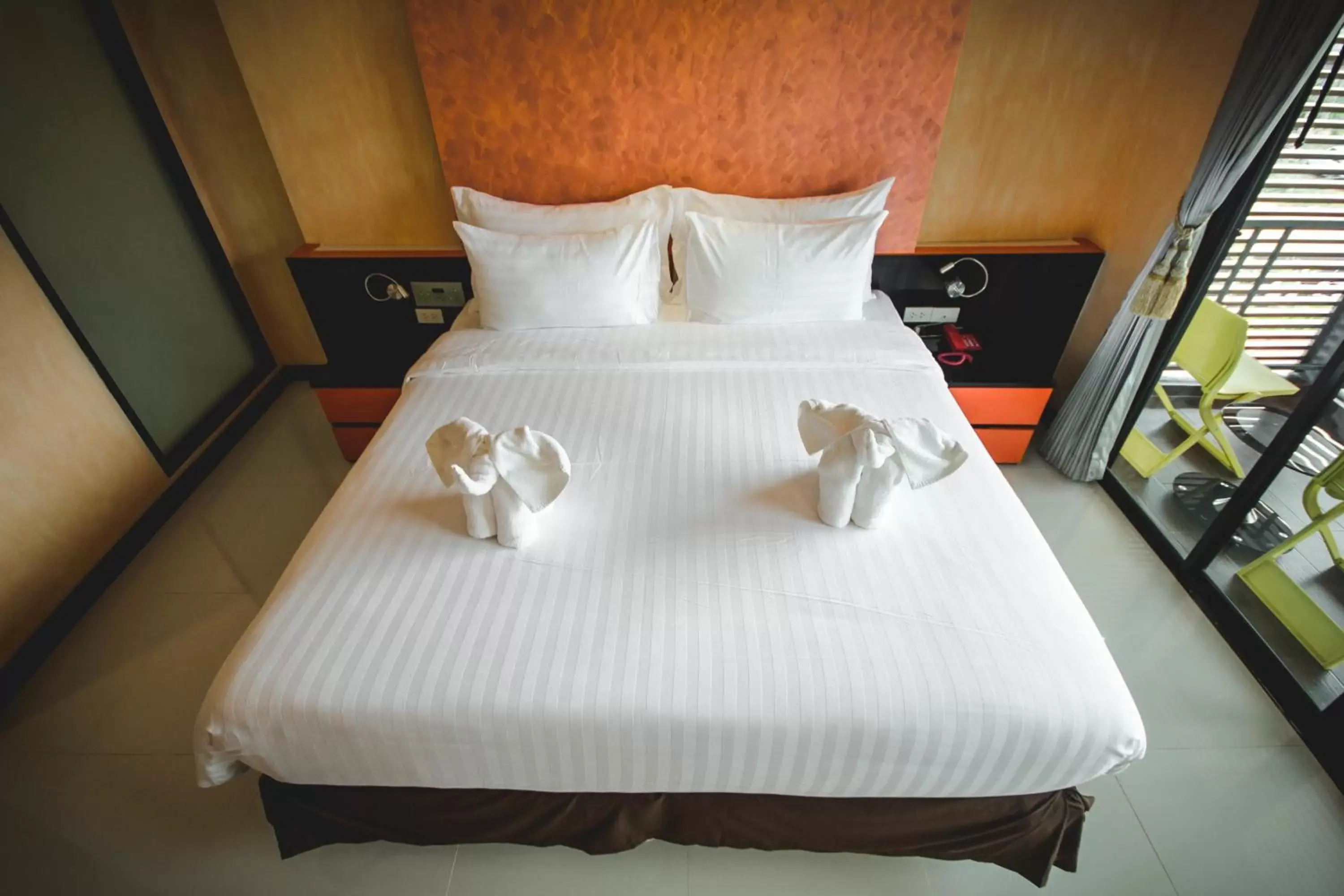 Street view, Bed in The Gallery At Koh Chang Street view, Bed in The Gallery At Koh Chang