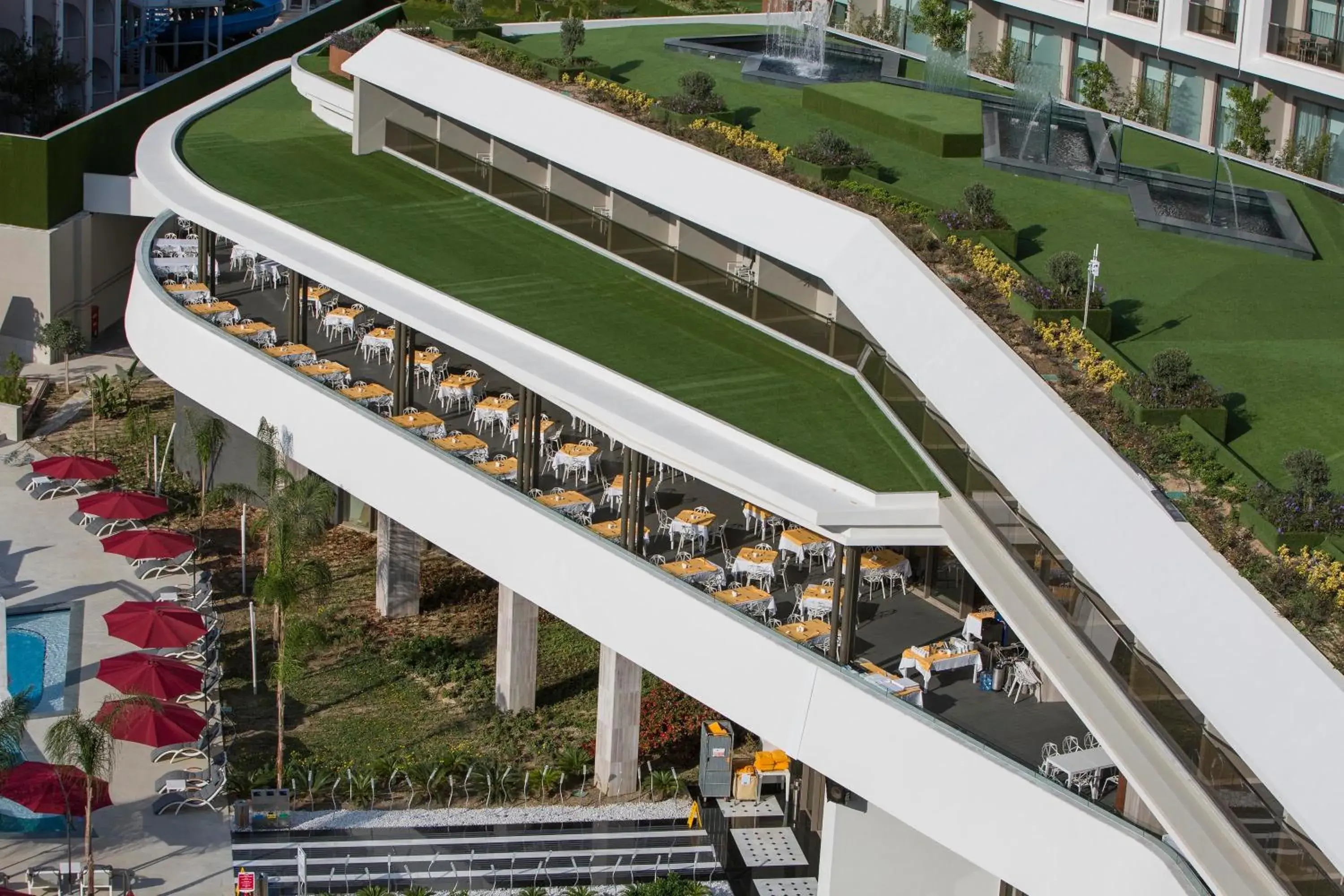 Property building in The Sense Deluxe Property building in The Sense Deluxe