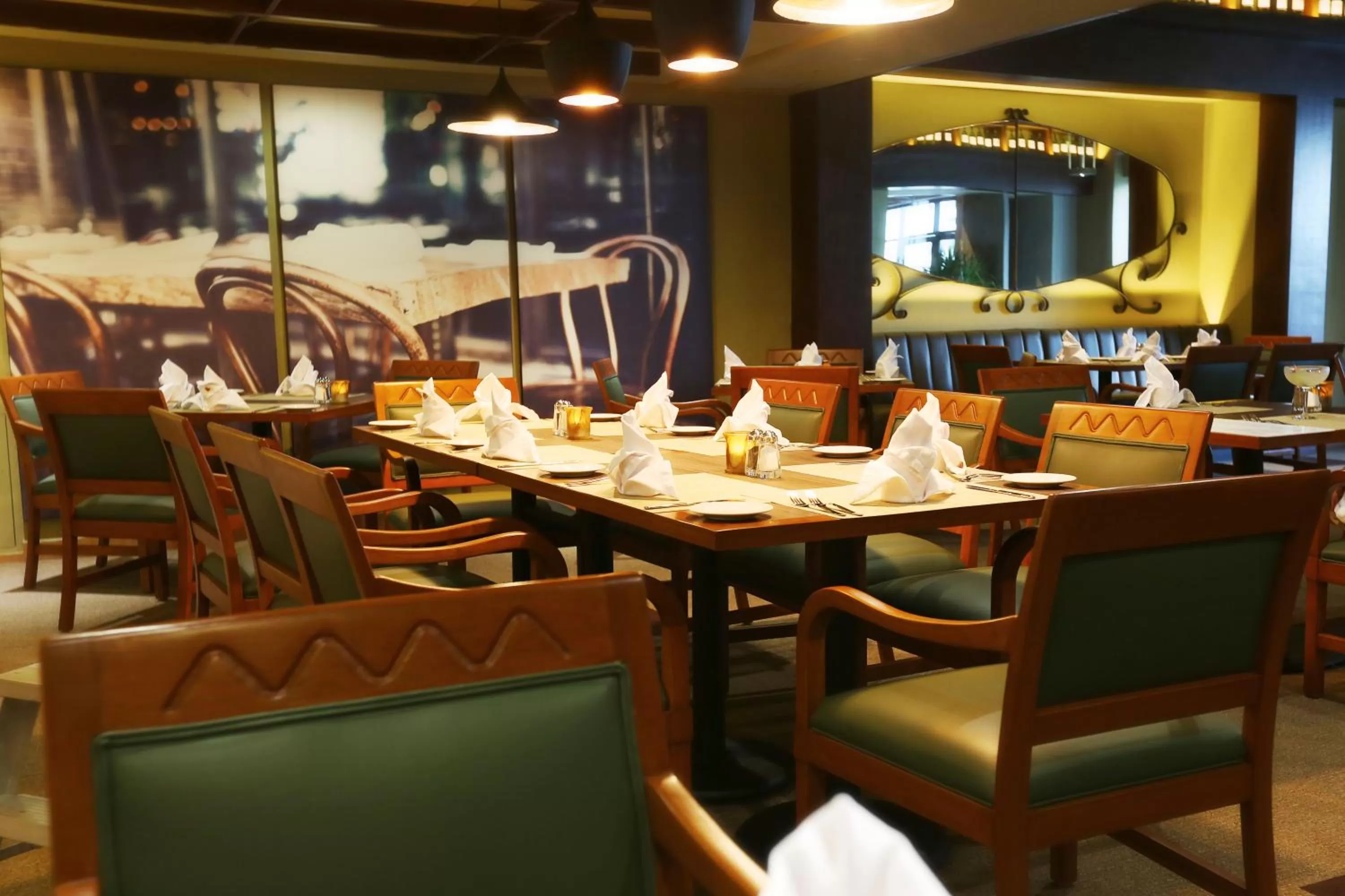 Restaurant/places to eat in The Royal Cancun All Suites Resort