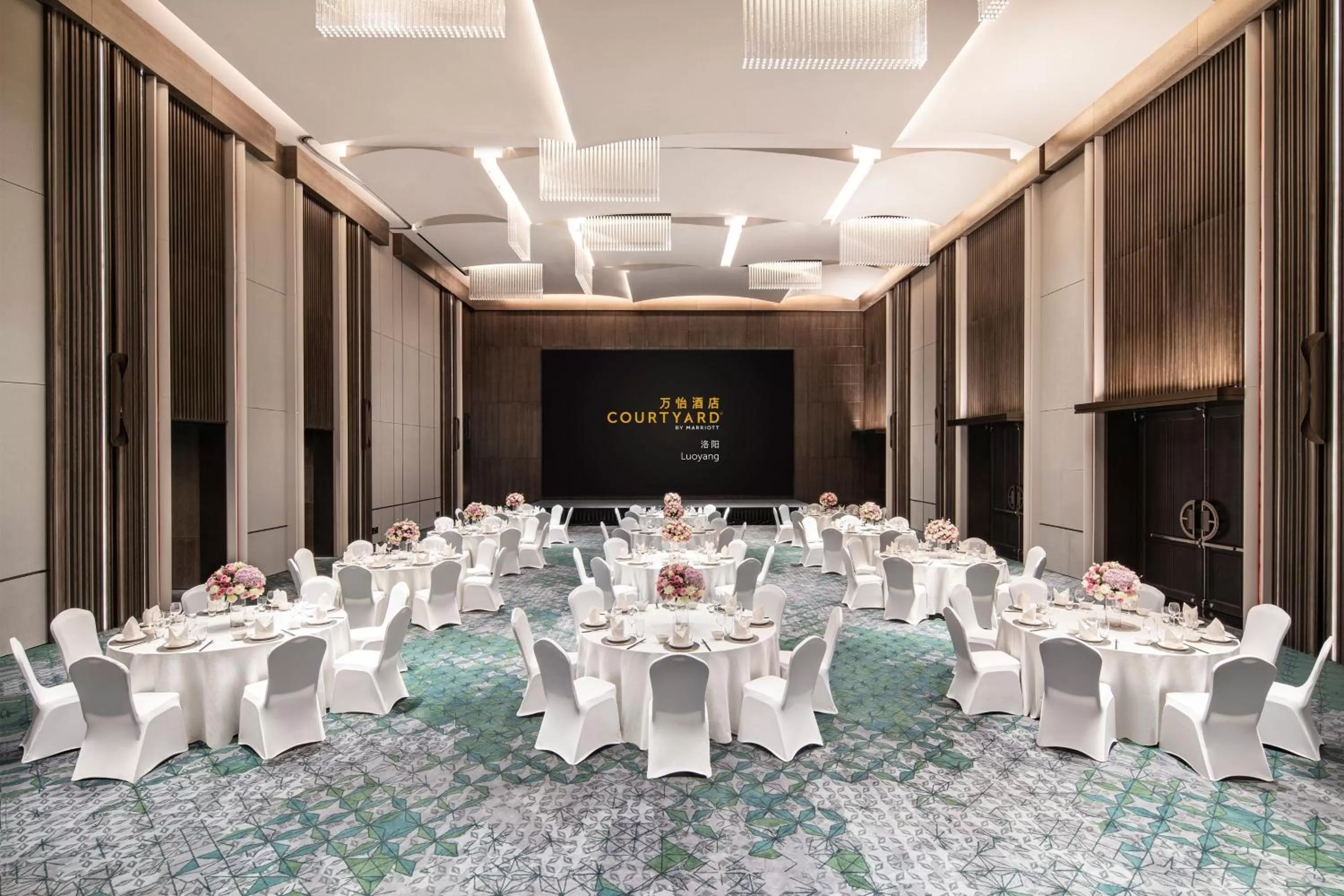 Meeting/conference room in Courtyard by Marriott Luoyang