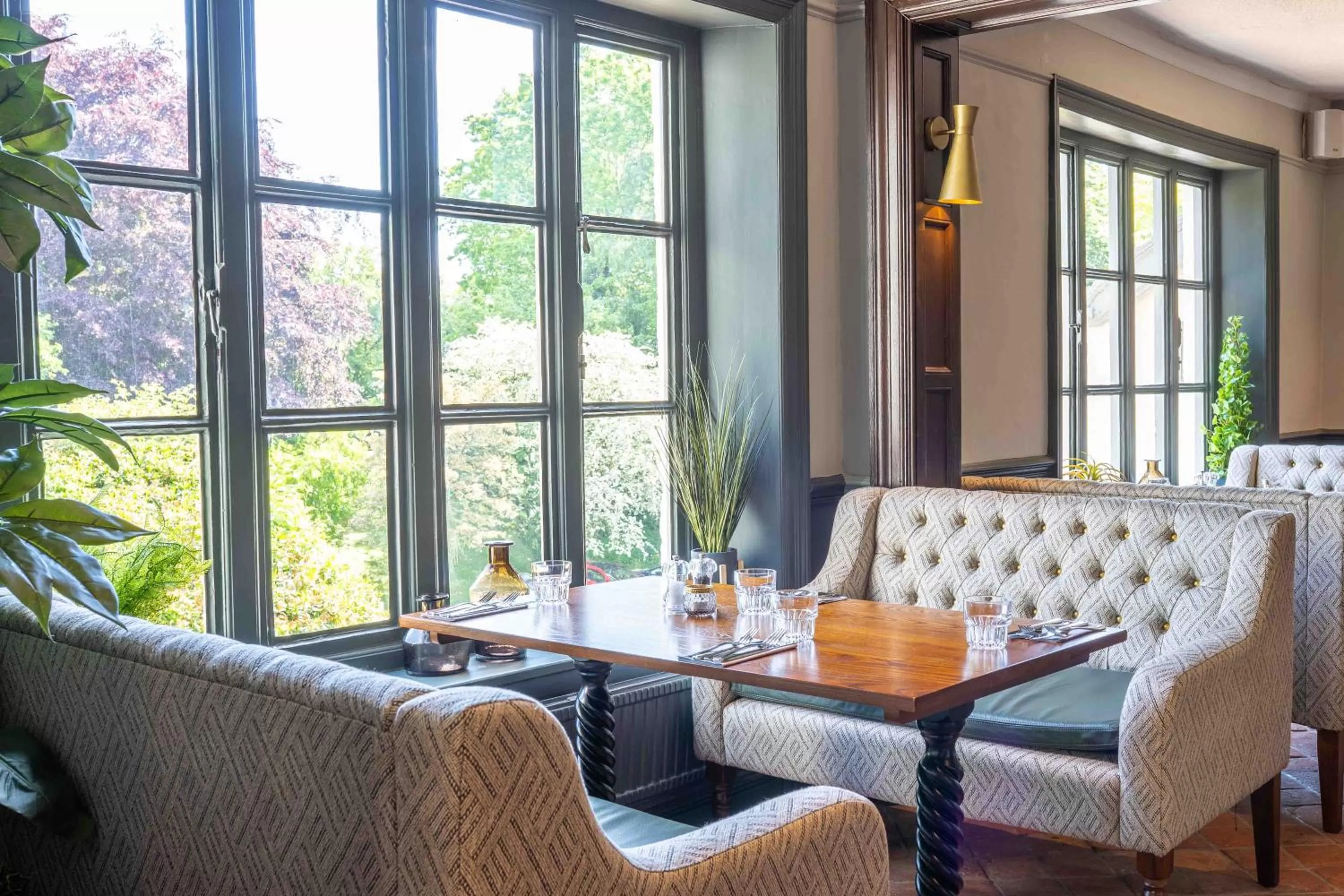 Dining area in Hartford Hall on School Lane