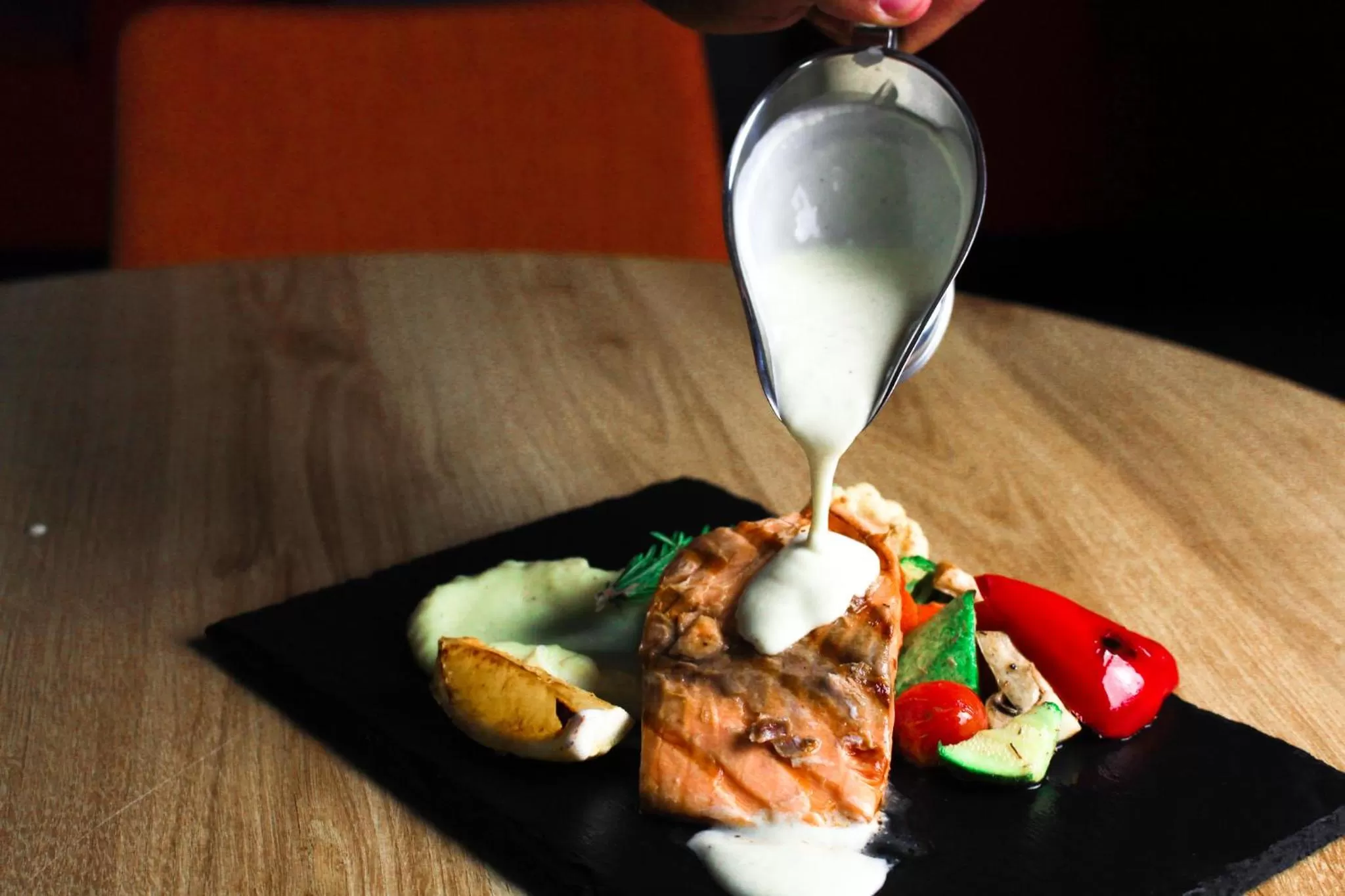 Restaurant/places to eat in Adagio Jeddah City Center