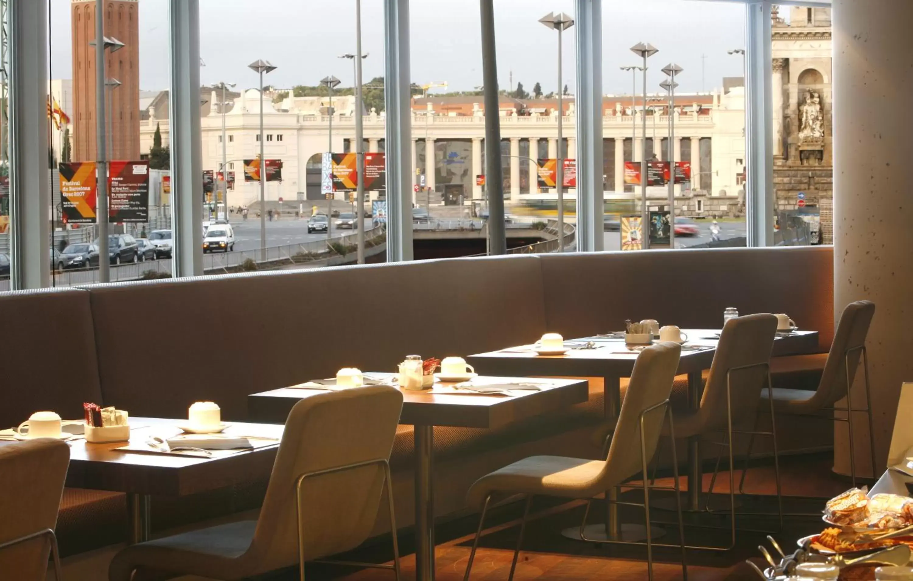 Restaurant/places to eat in B Hotel Restaurant/places to eat in B Hotel