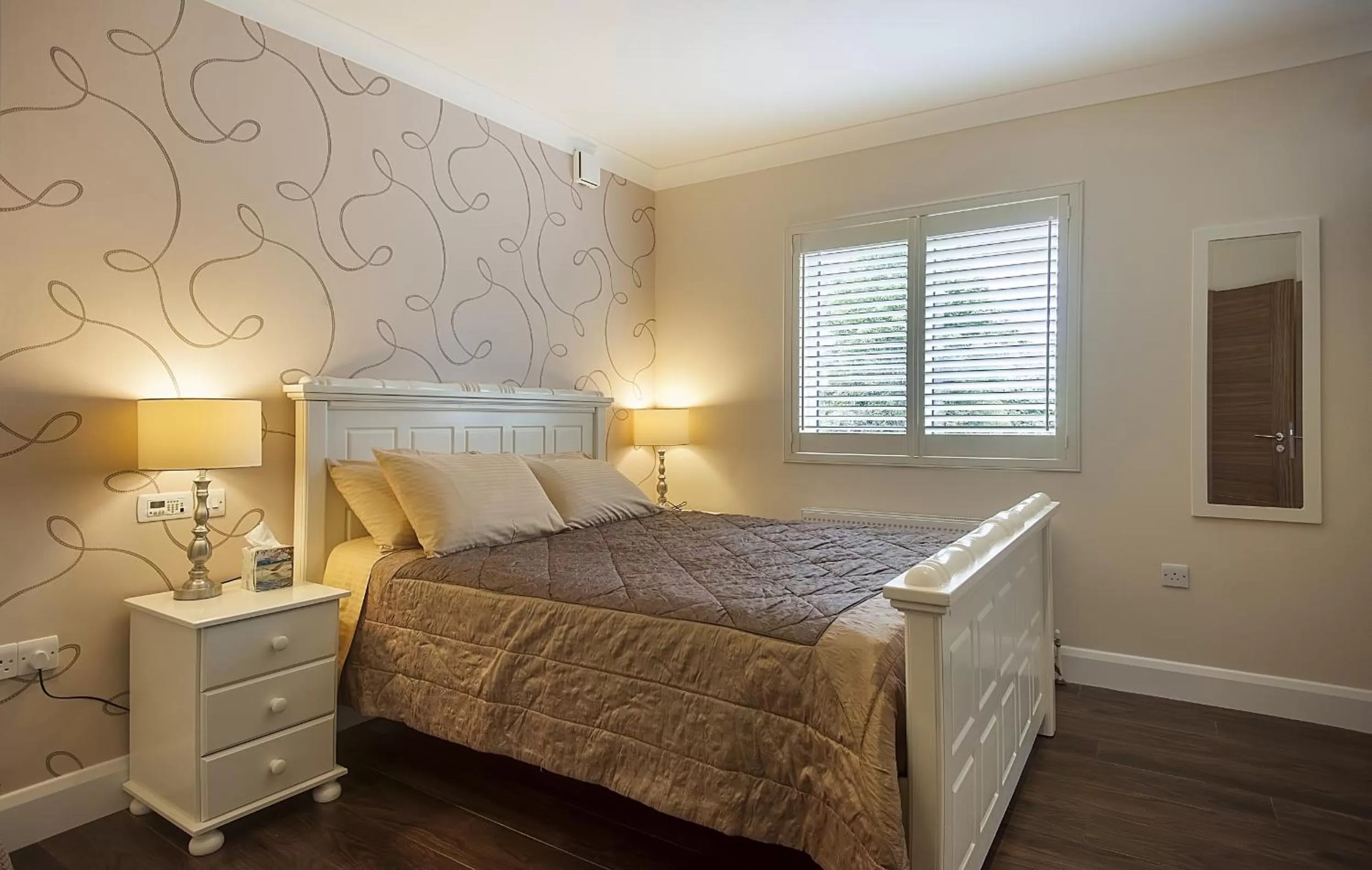 Bed in Sea Breeze Lodge B&B Galway