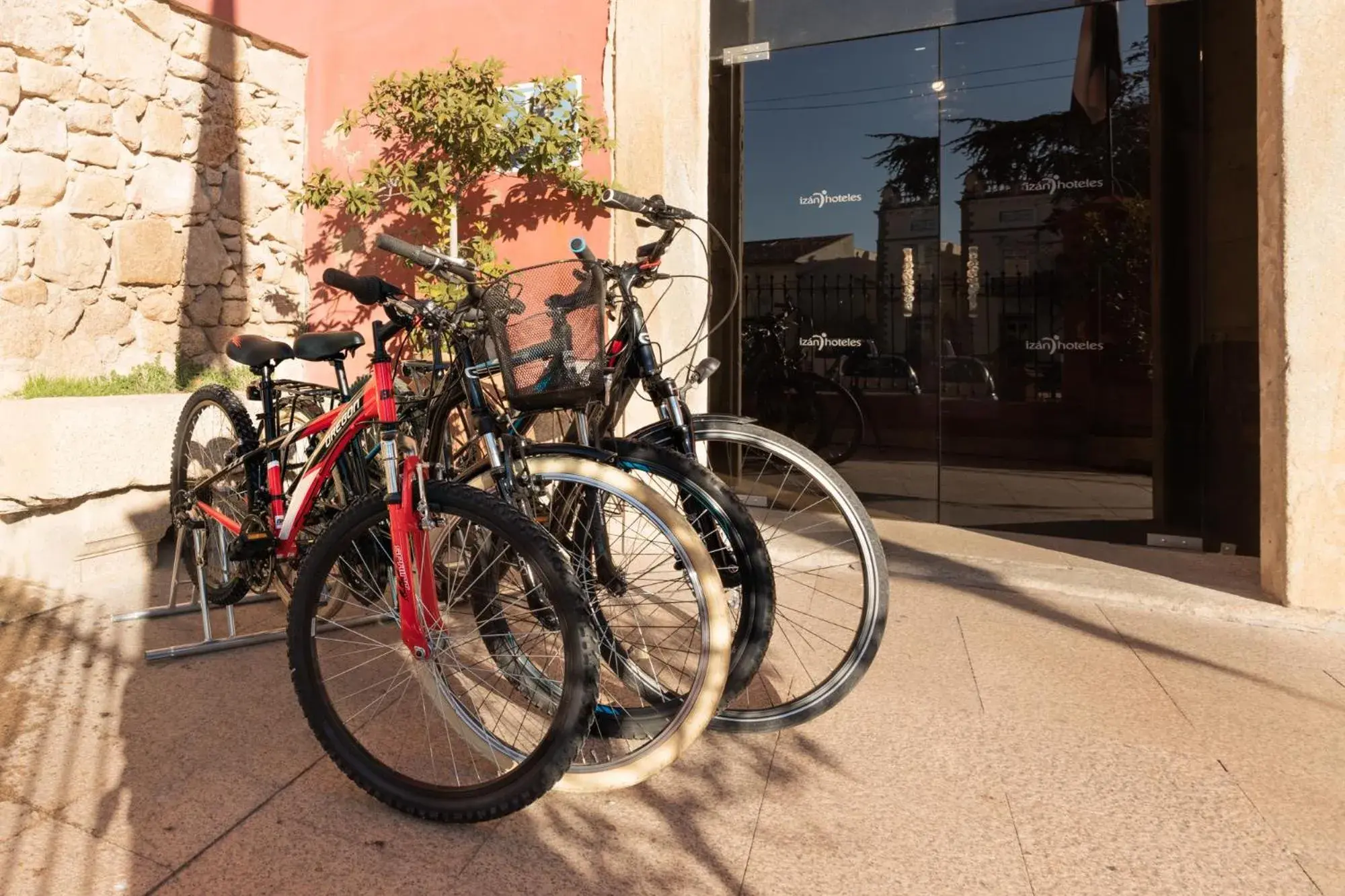 Cycling, Biking in Izan Trujillo