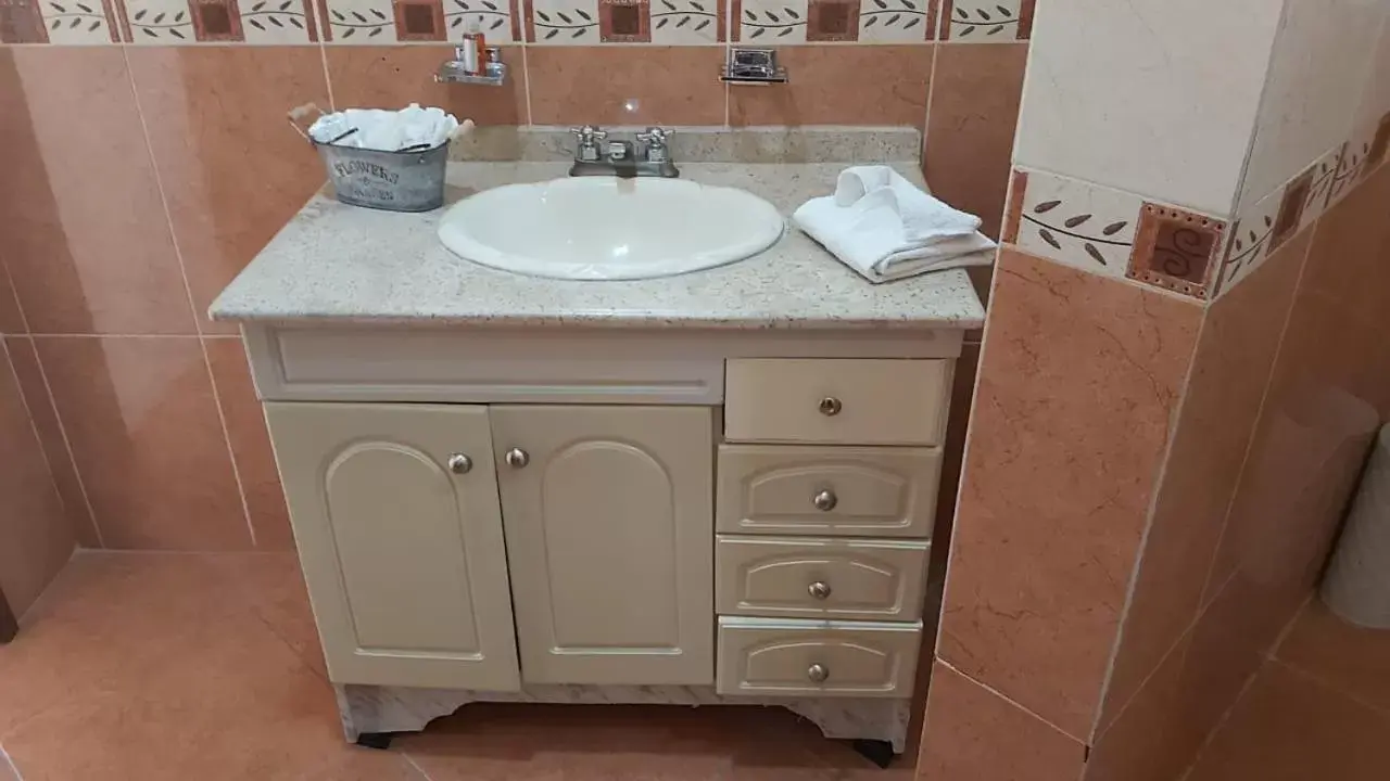 Bathroom in Hotel Suite Azomali