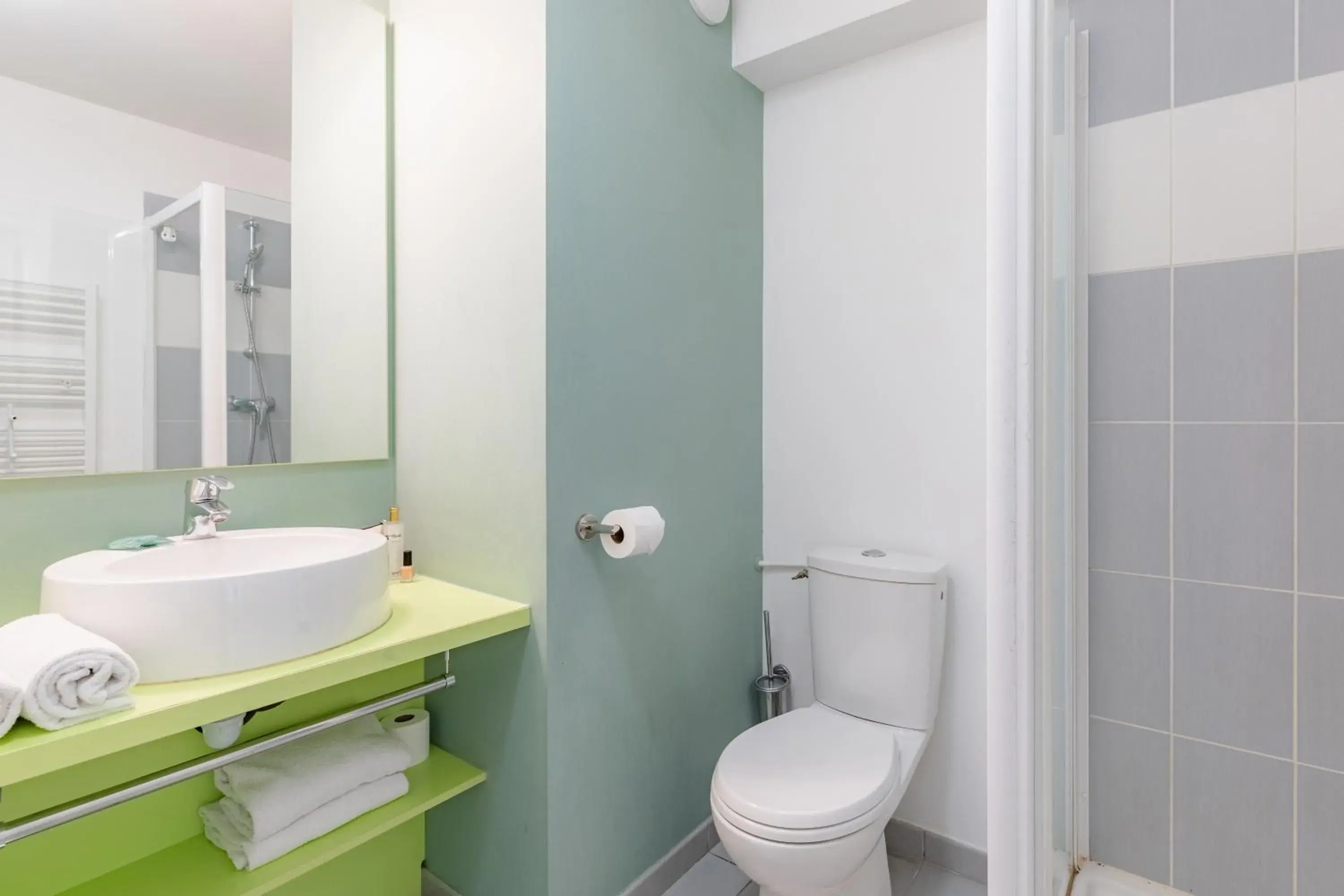 Shower, Bathroom in Appart City Confort Tours