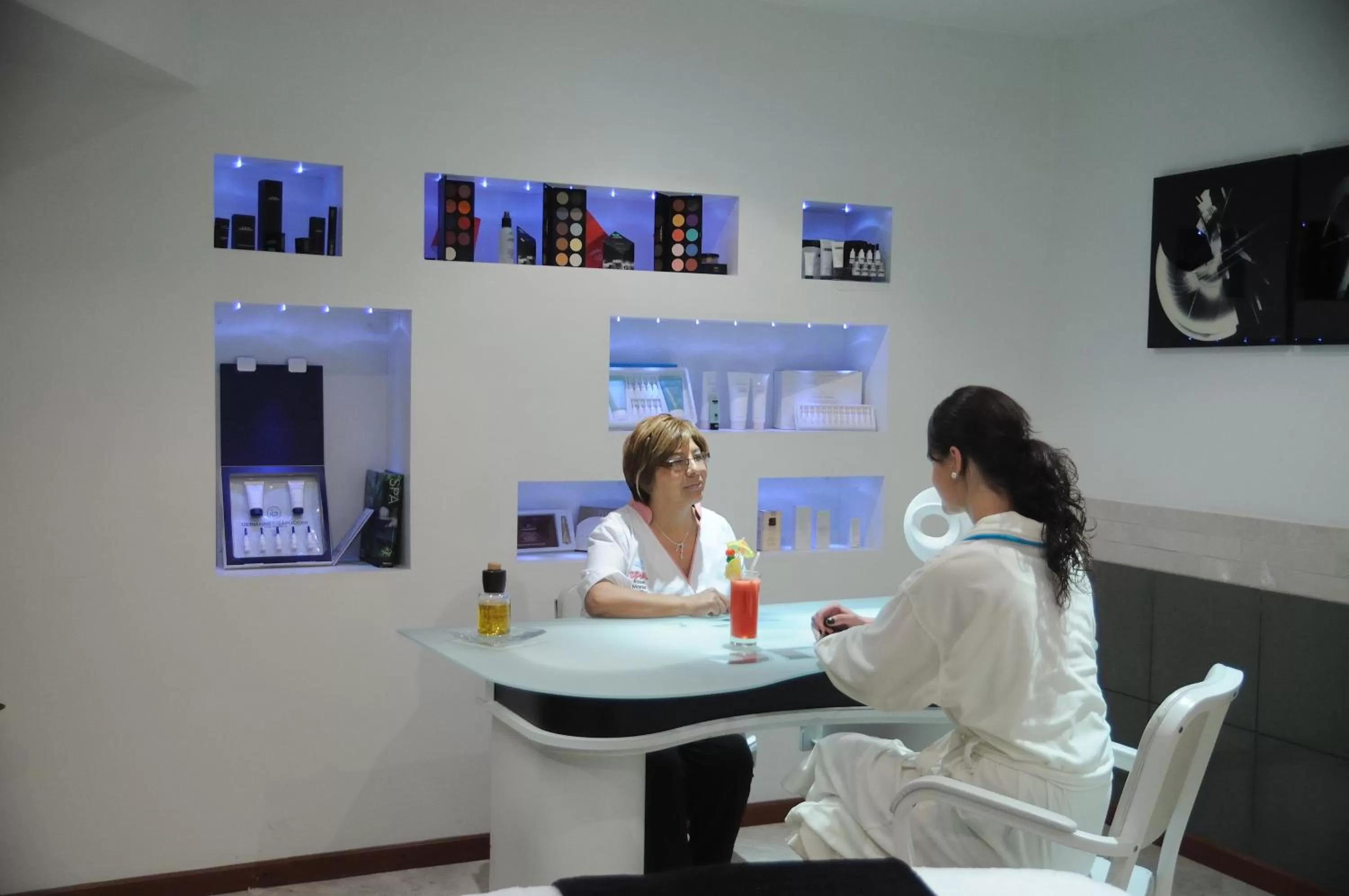 Spa and wellness centre/facilities in Suites Camino Real