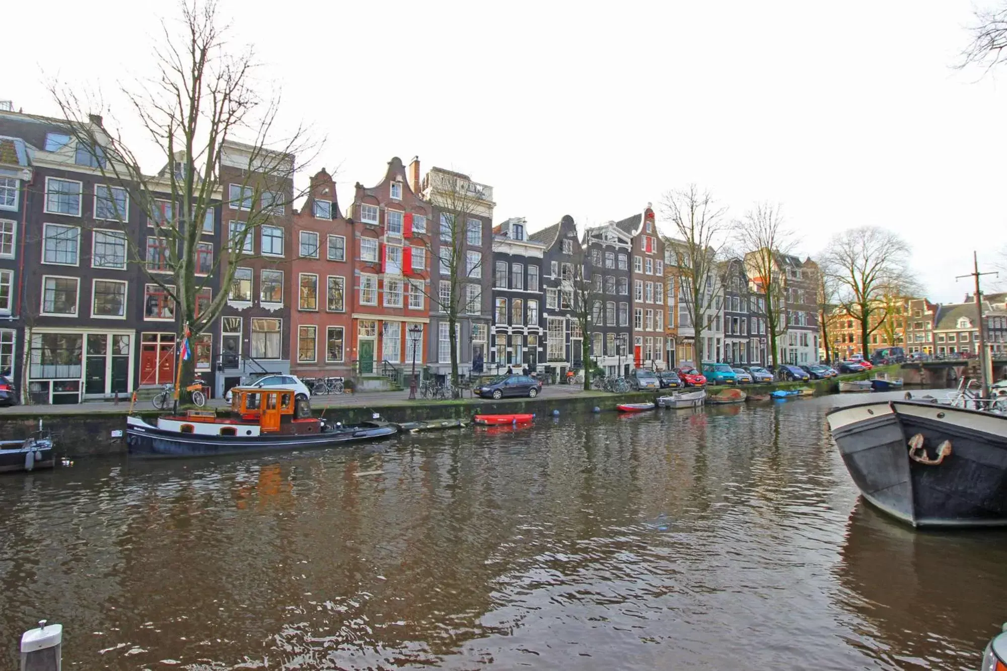 Neighbourhood in Cozy Jordaan canalhouse near Anne Frank House