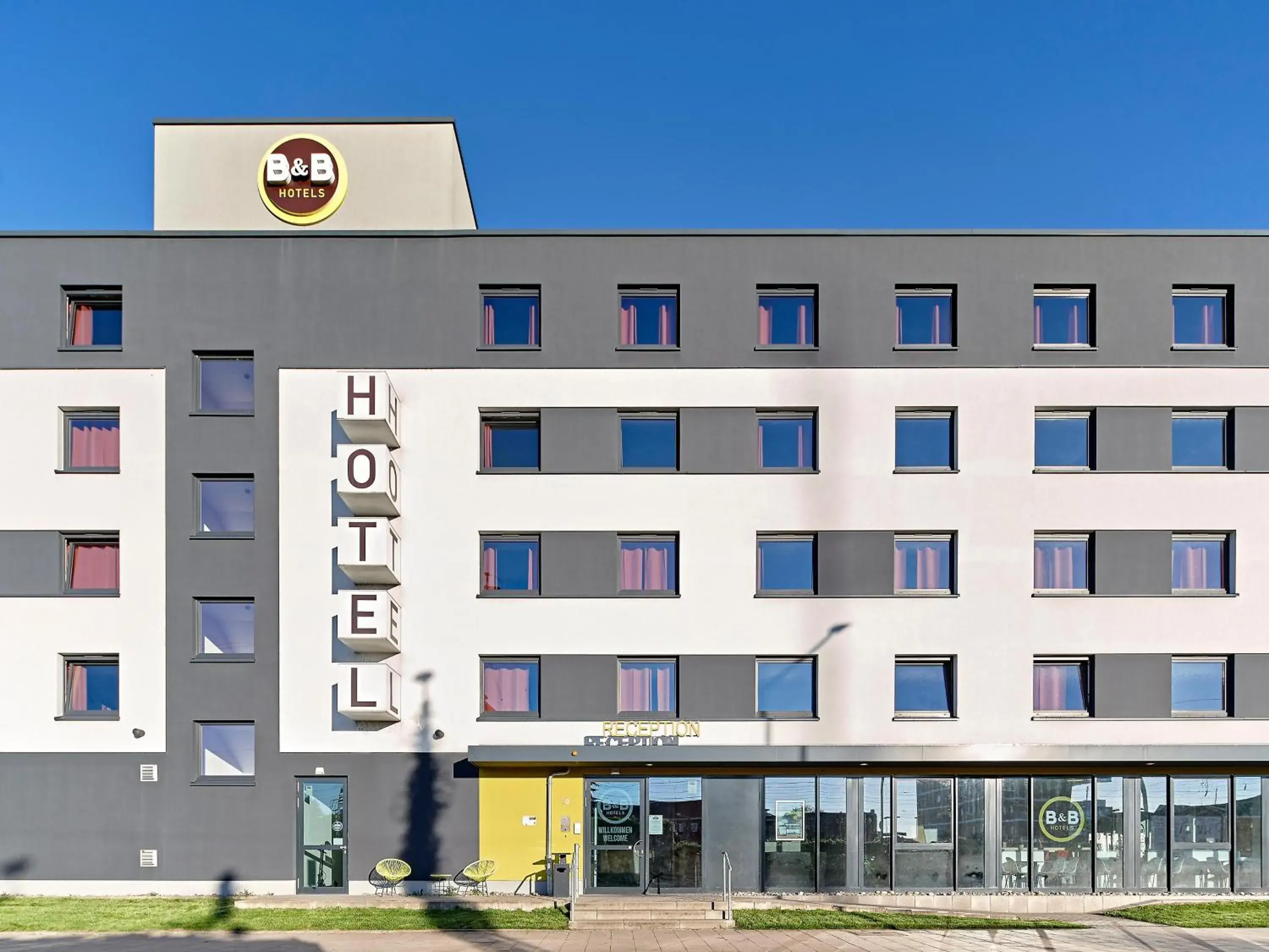 Property Building in B&B Hotel Osnabrück
