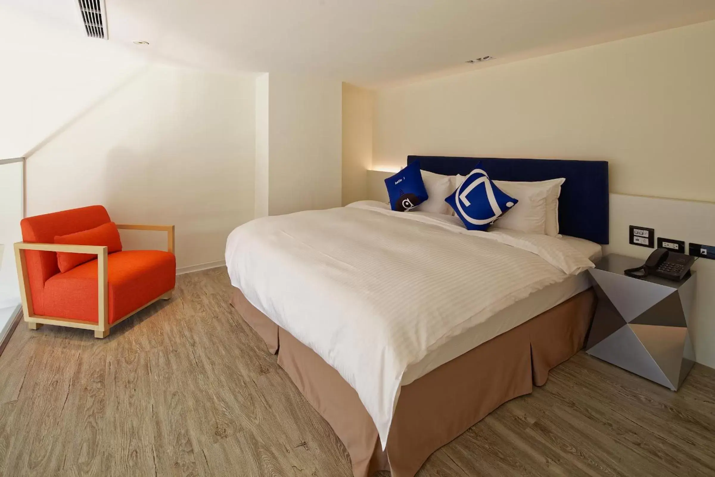 Loft Double Room in Hotel 7 Taichung Loft Double Room in Hotel 7 Taichung