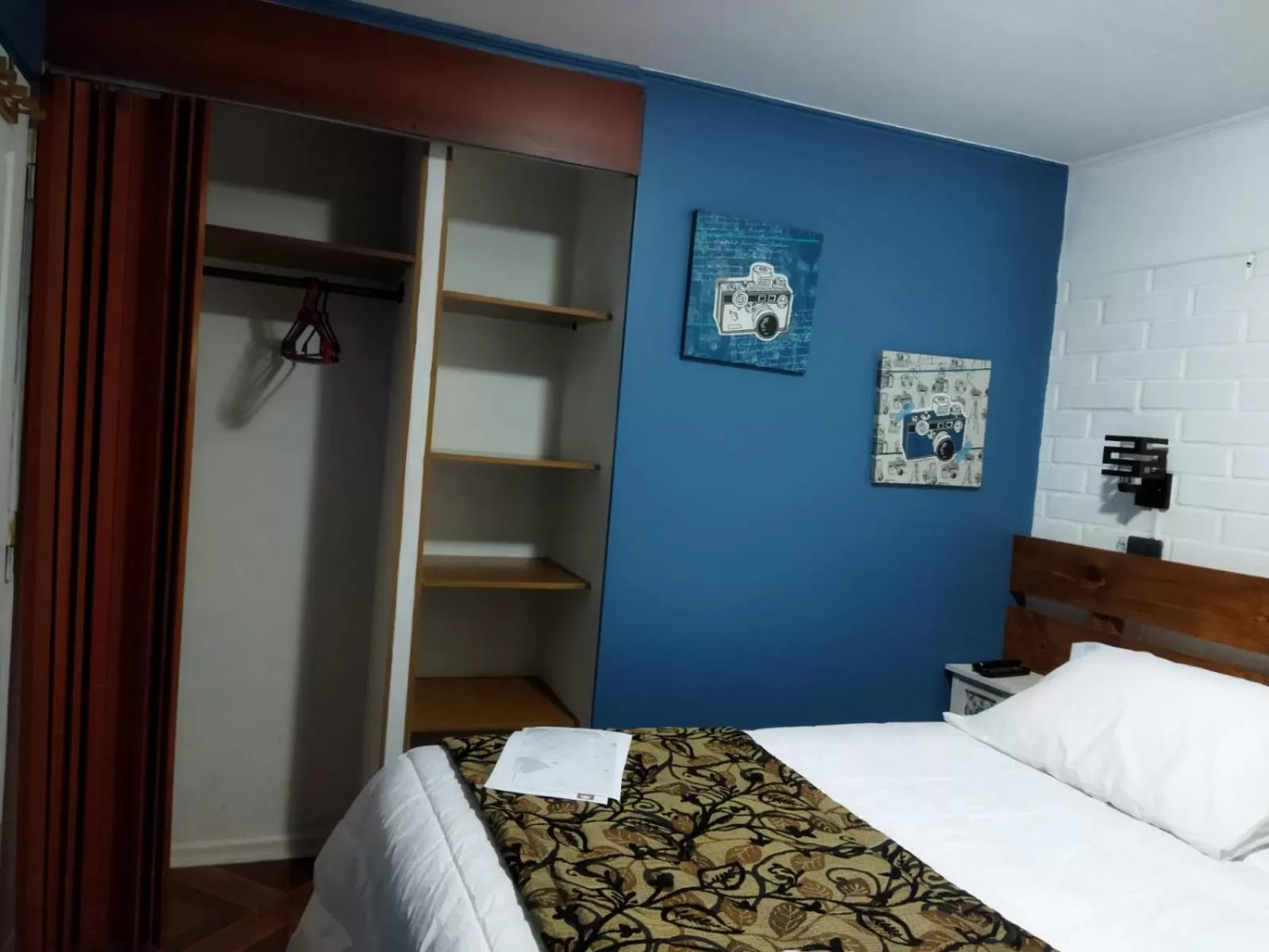 Photo of the whole room, Bed in Casa Roble Añejo Bed & Breakfast