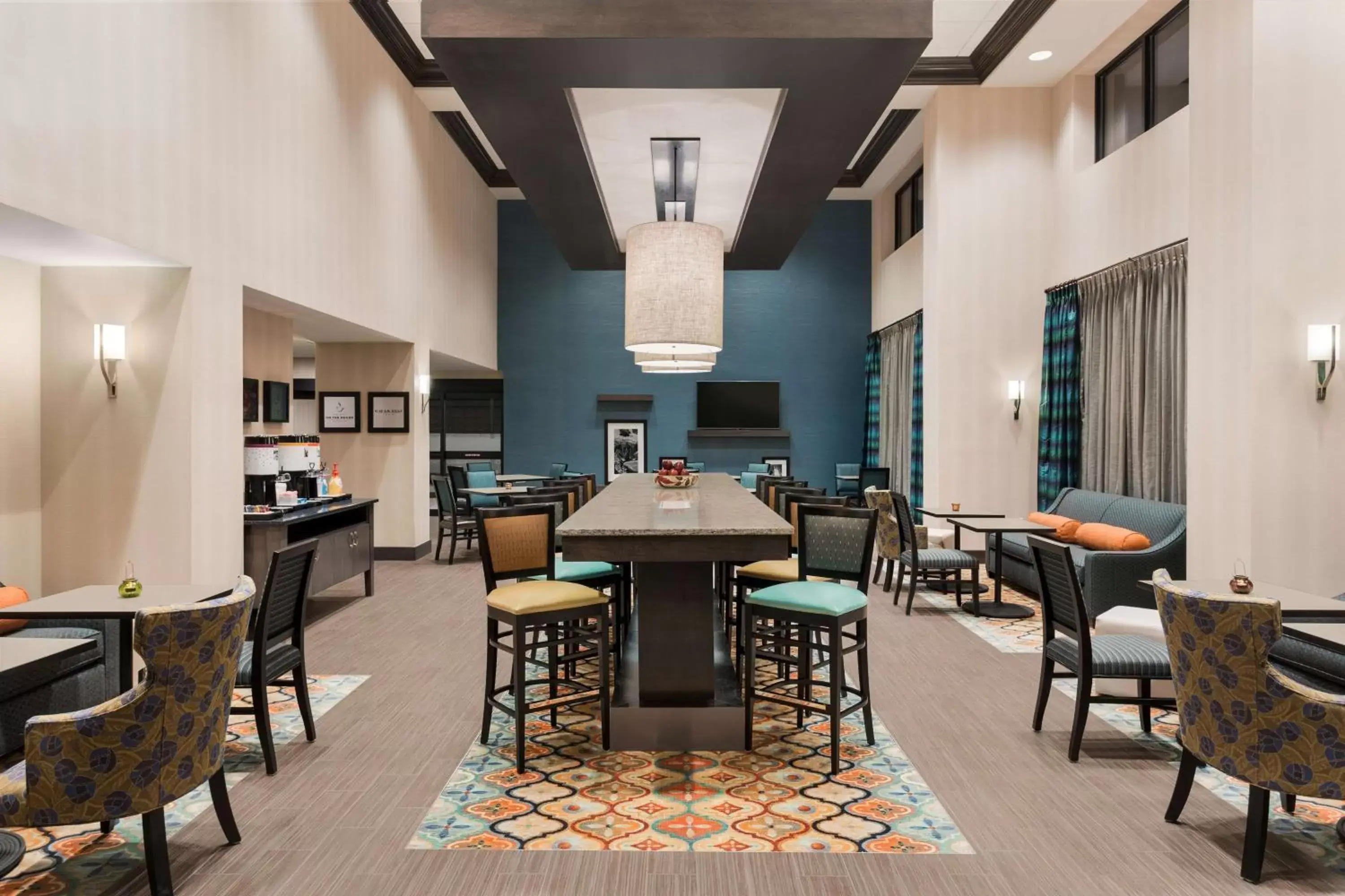 Lobby or reception, Restaurant/Places to Eat in Hampton Inn & Suites West Des Moines Mill Civic