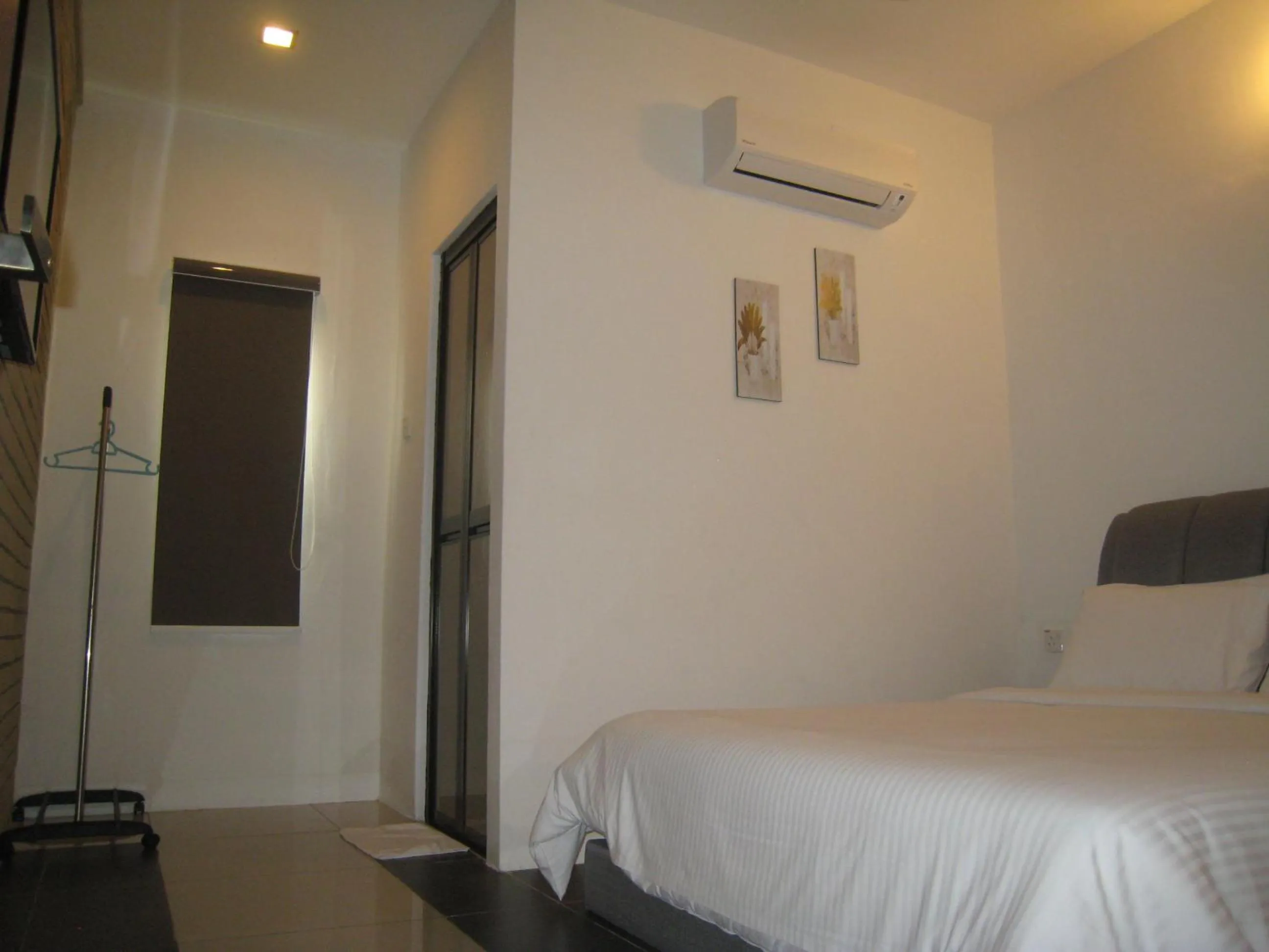 Bed in Millenium maison home