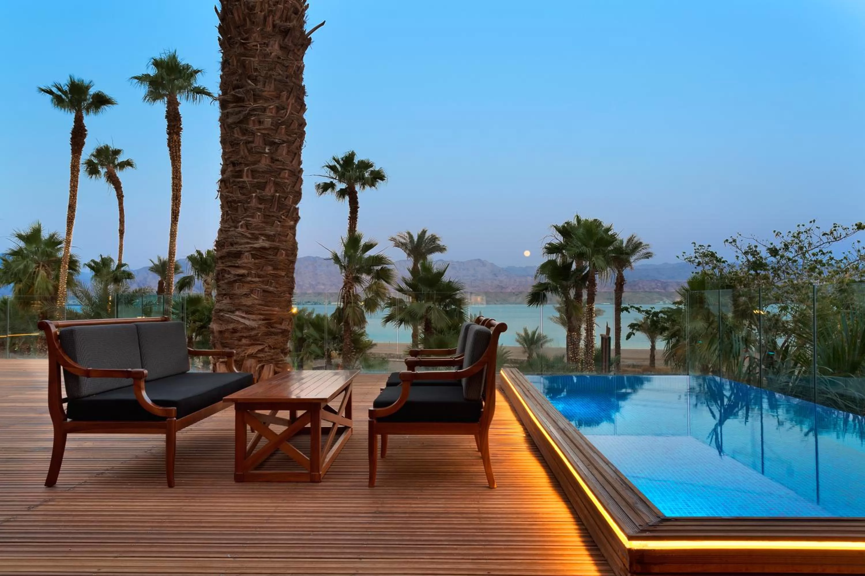 Balcony/Terrace in Herbert Samuel Royal Shangri-La Eilat
