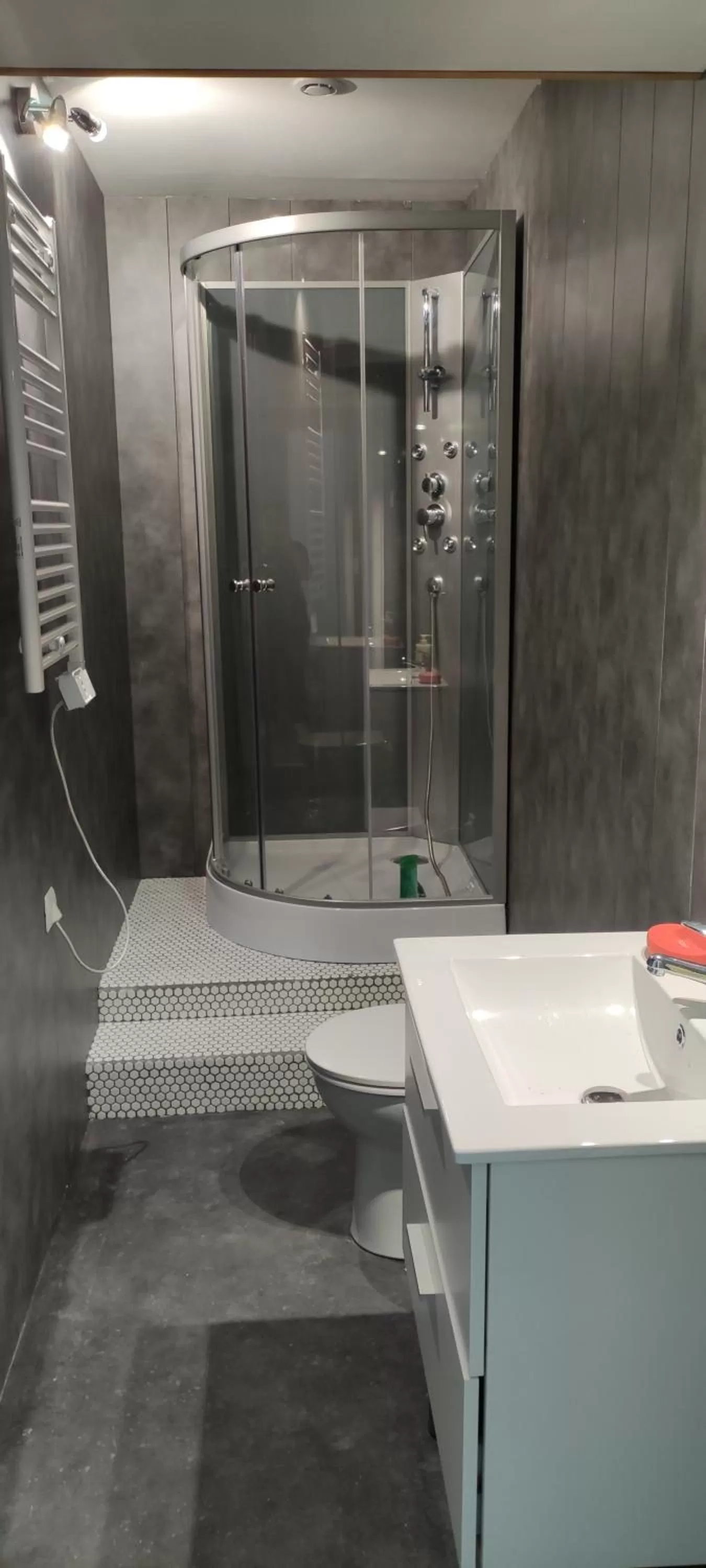 Bathroom in A la Belle Etoile