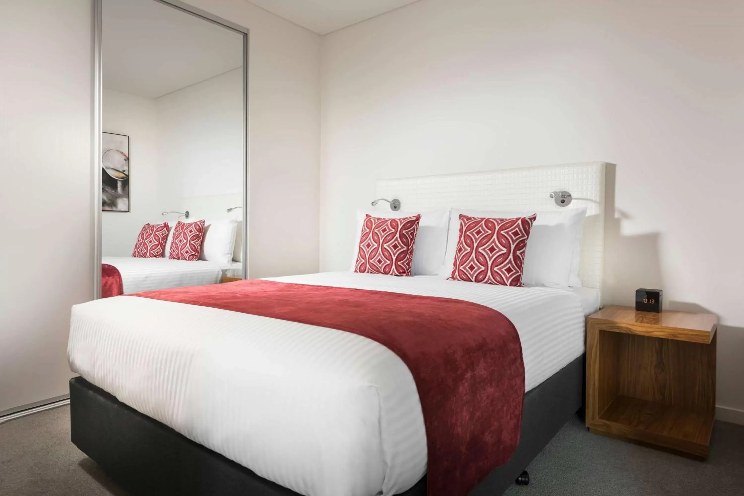 Photo of the whole room, Bed in Ramada by Wyndham VetroBlu Scarborough Beach