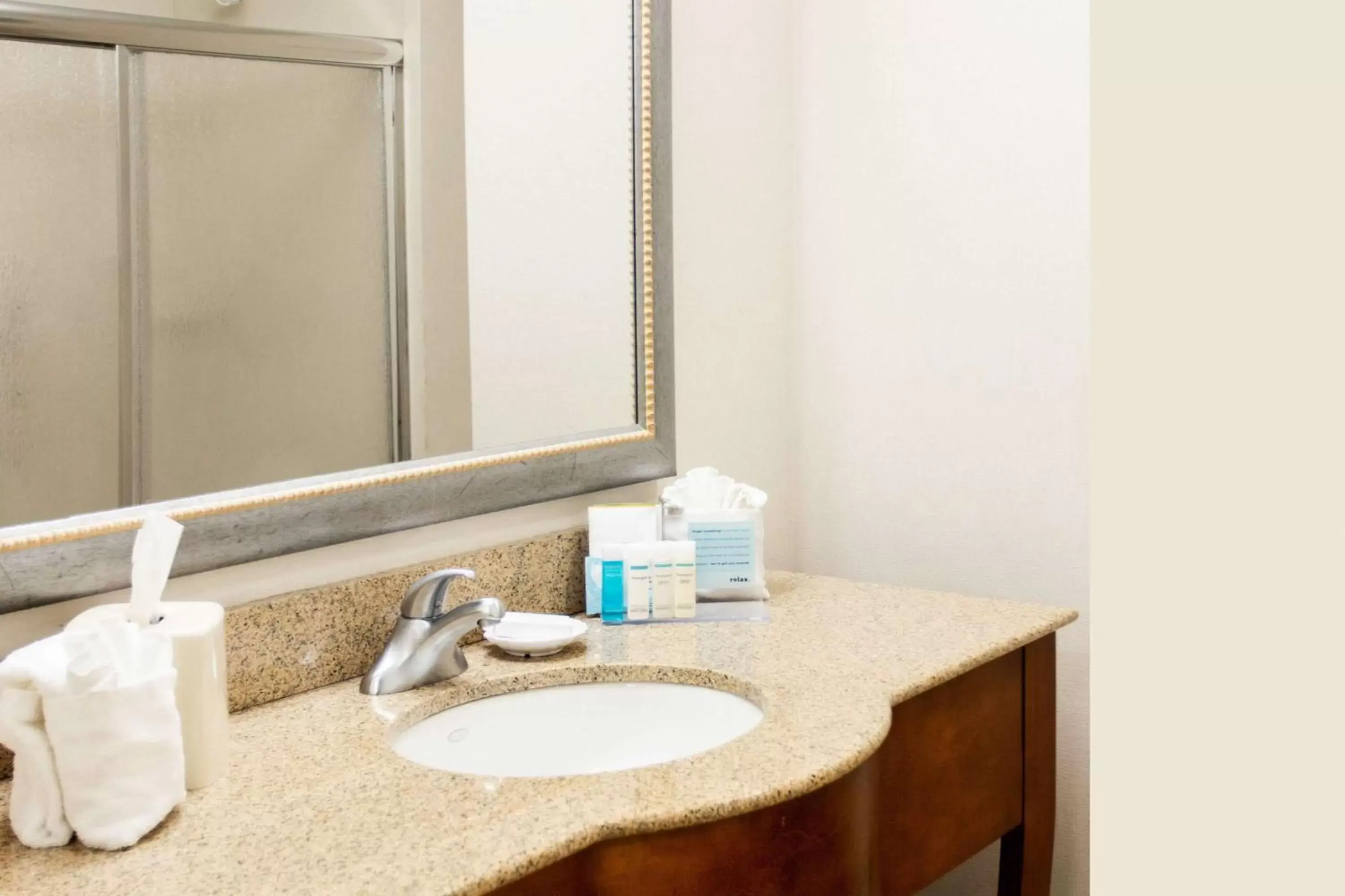 Bathroom in Hampton Inn Gloucester Bathroom in Hampton Inn Gloucester