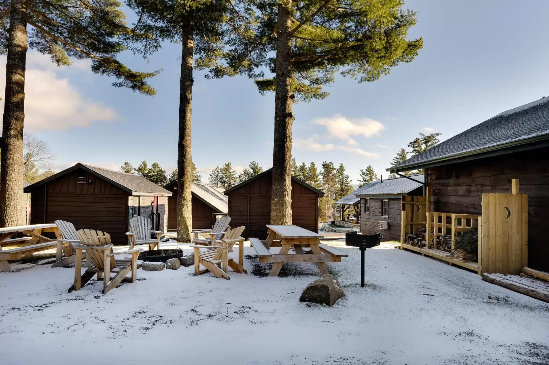 BBQ facilities, Winter in Cobble Mountain Lodge
