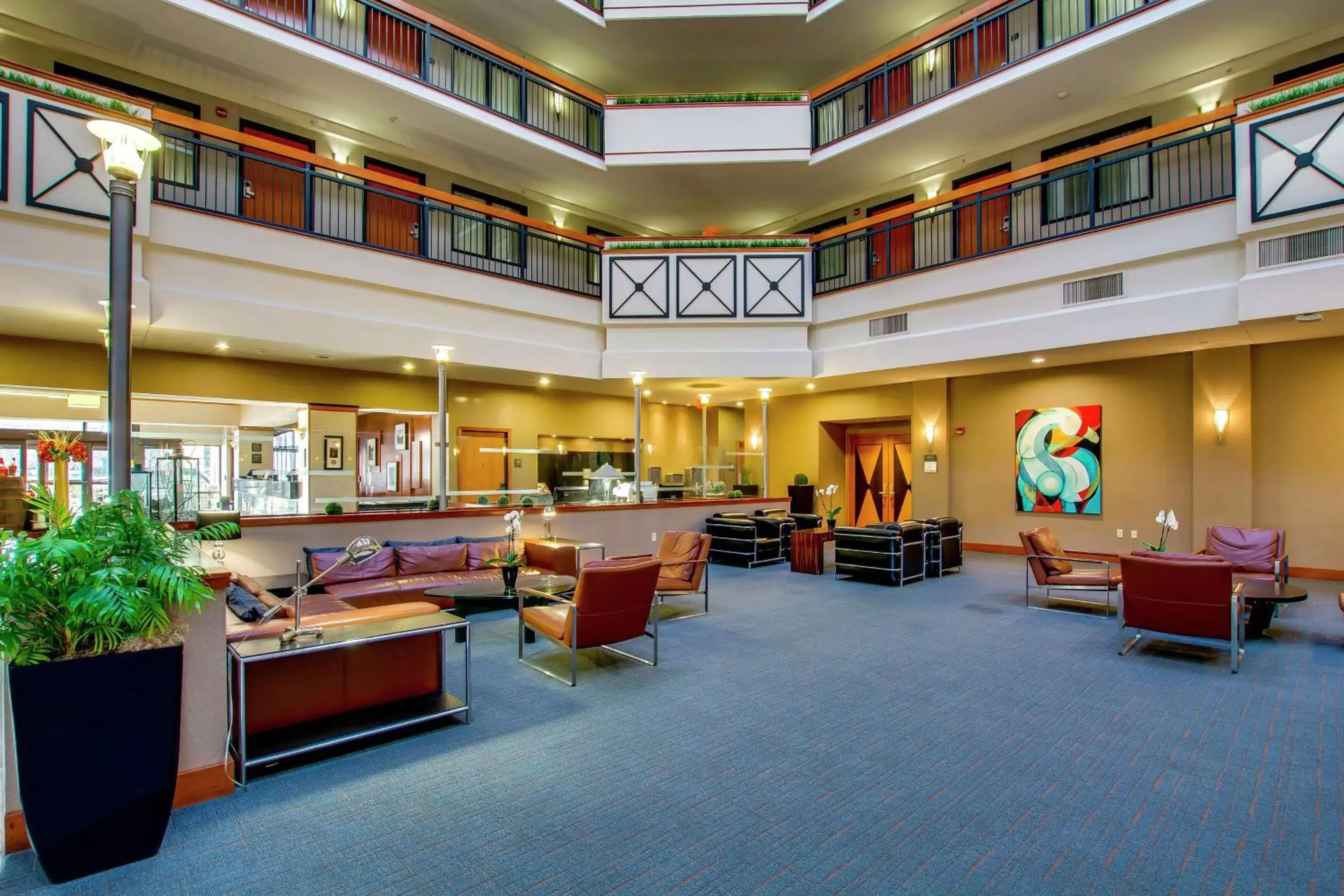 Lobby or reception in Embassy Suites by Hilton Louisville East