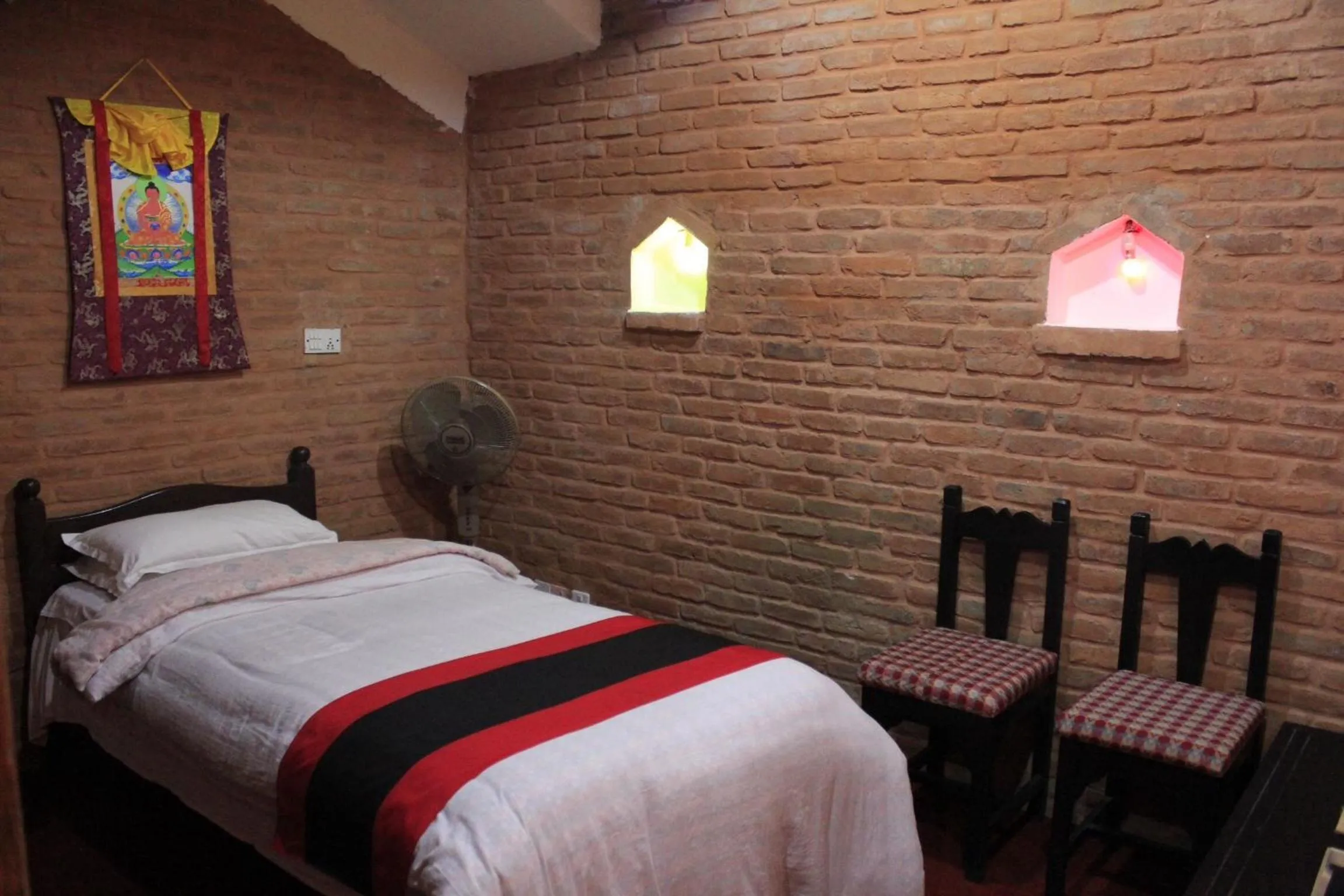 Photo of the whole room, Bed in World Heritage Hotel and Apartments