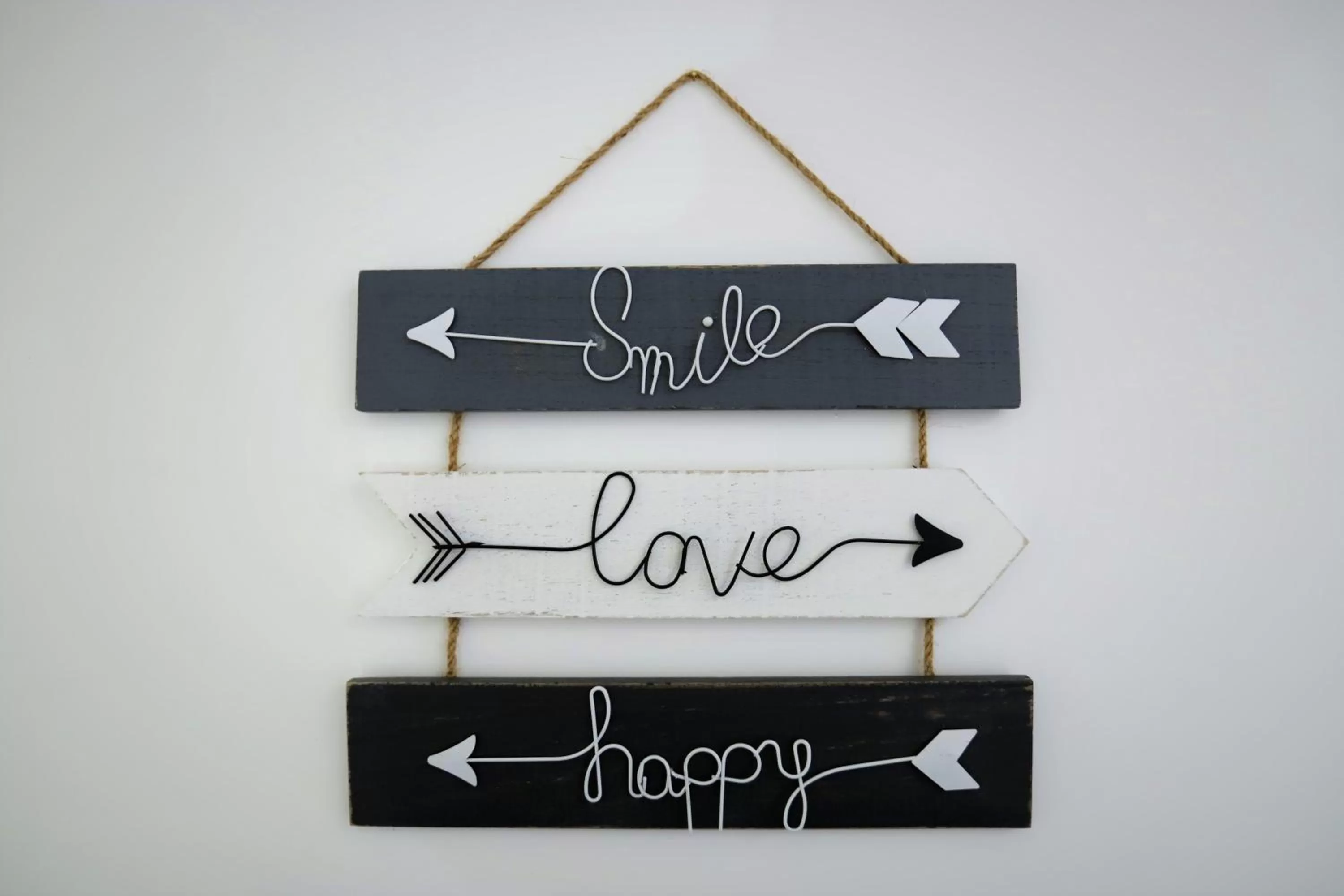 Decorative detail, Property Logo/Sign in Napoli Vesuvio Apartments by Dimorra