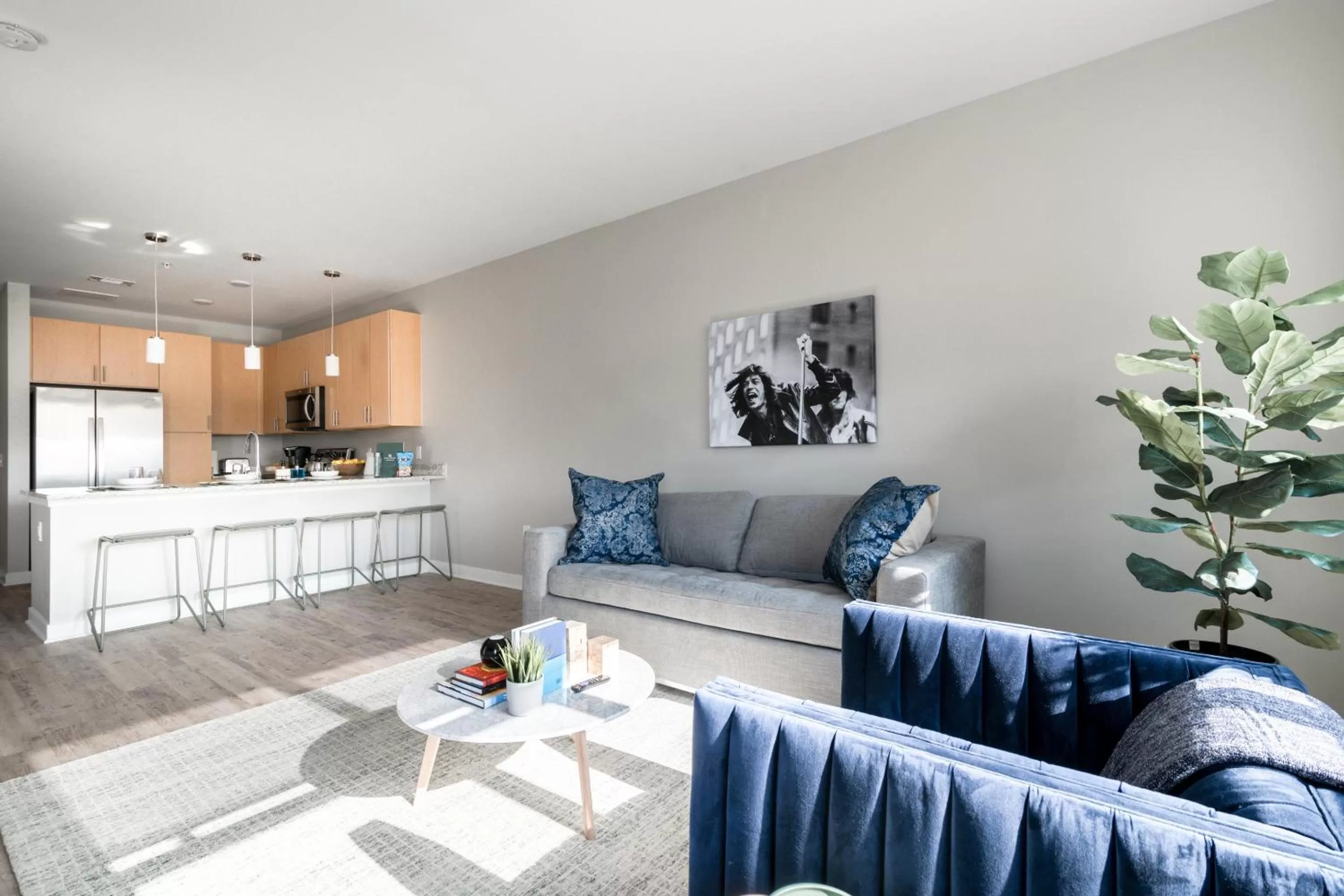 Living room, Seating Area in Mint House Detroit - New Center