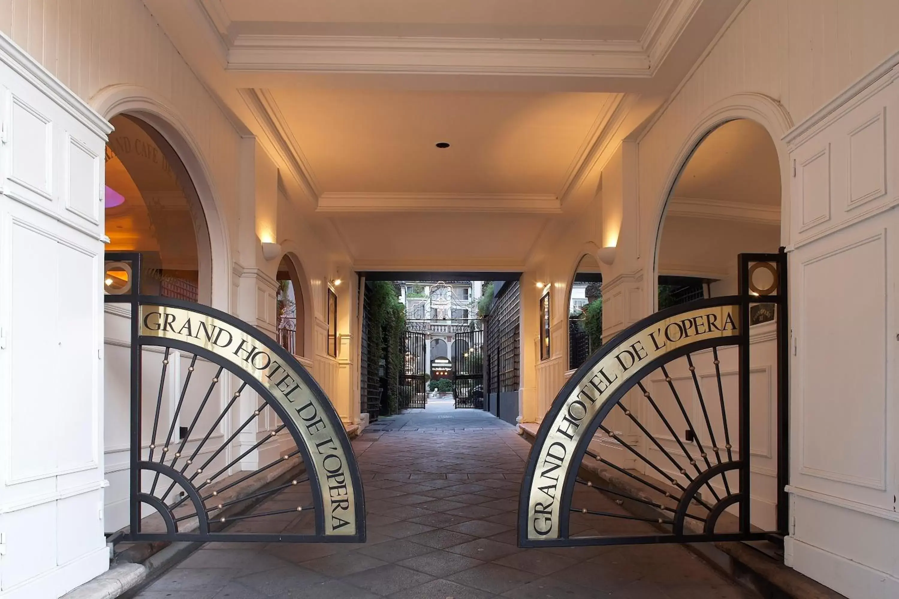 Facade/entrance in Grand Hotel de l'Opera - BW Premier Collection
