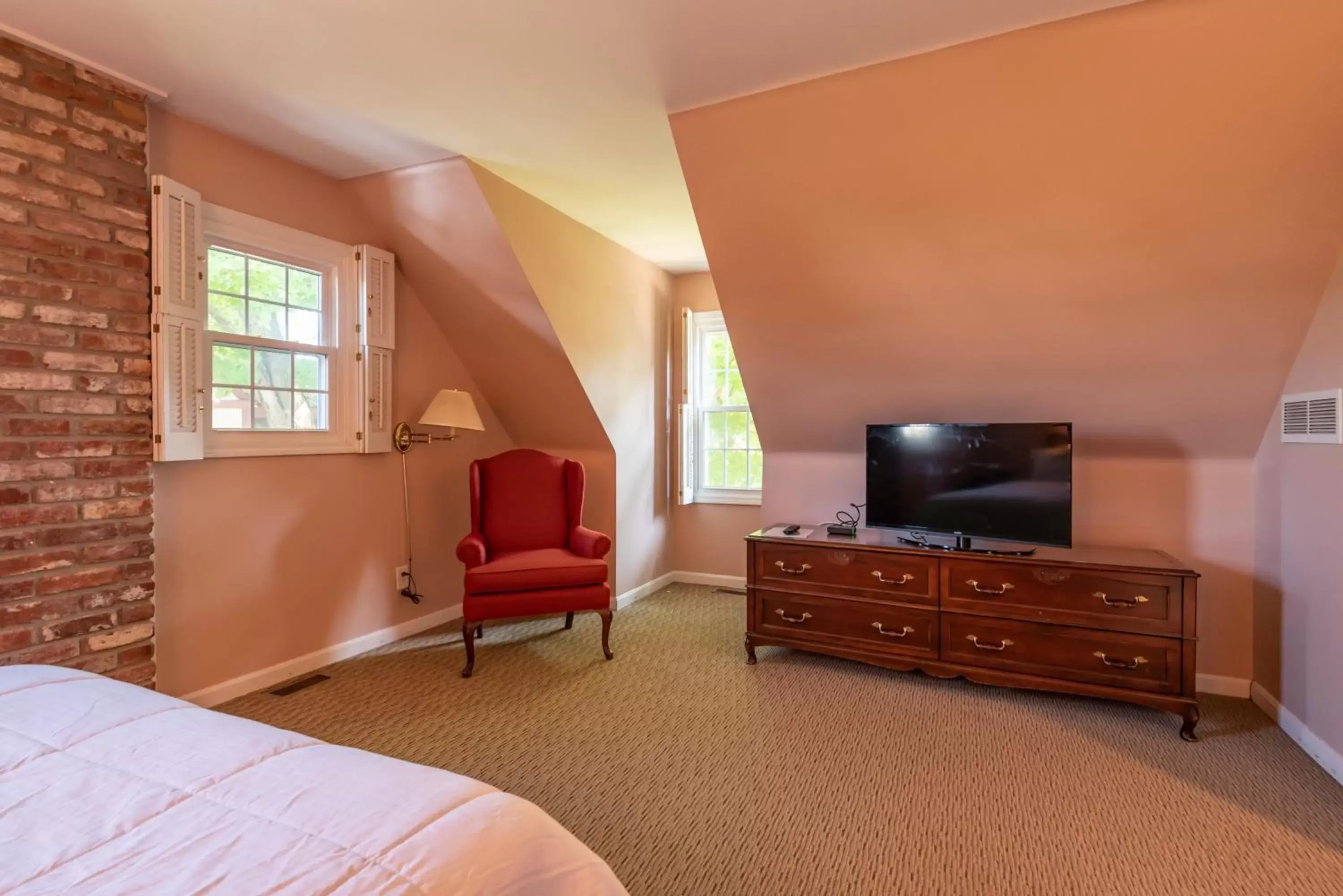 Bedroom in Century Suites Hotel