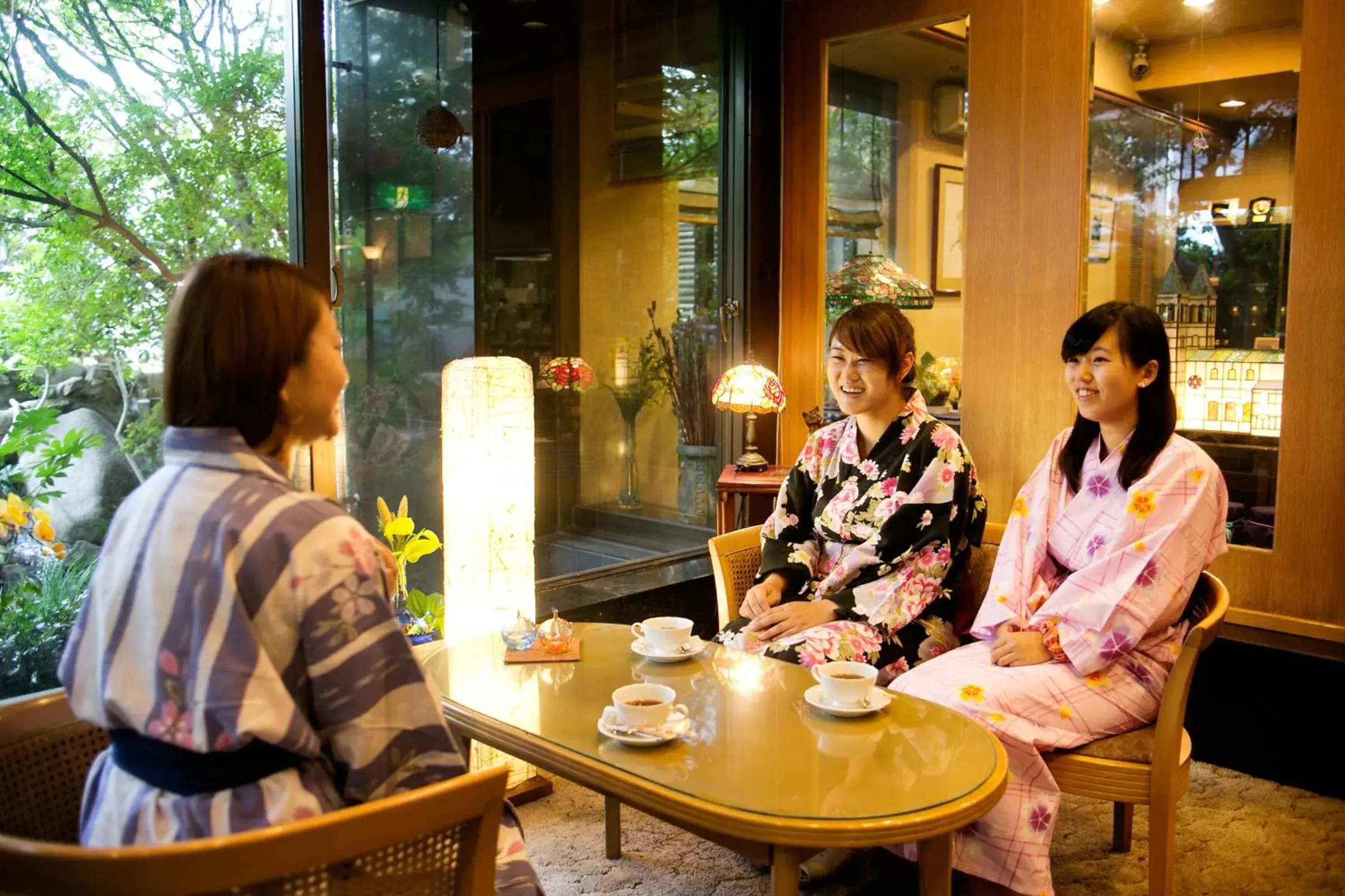 People in Ryokan Nishi-no-Miyabi Tokiwa