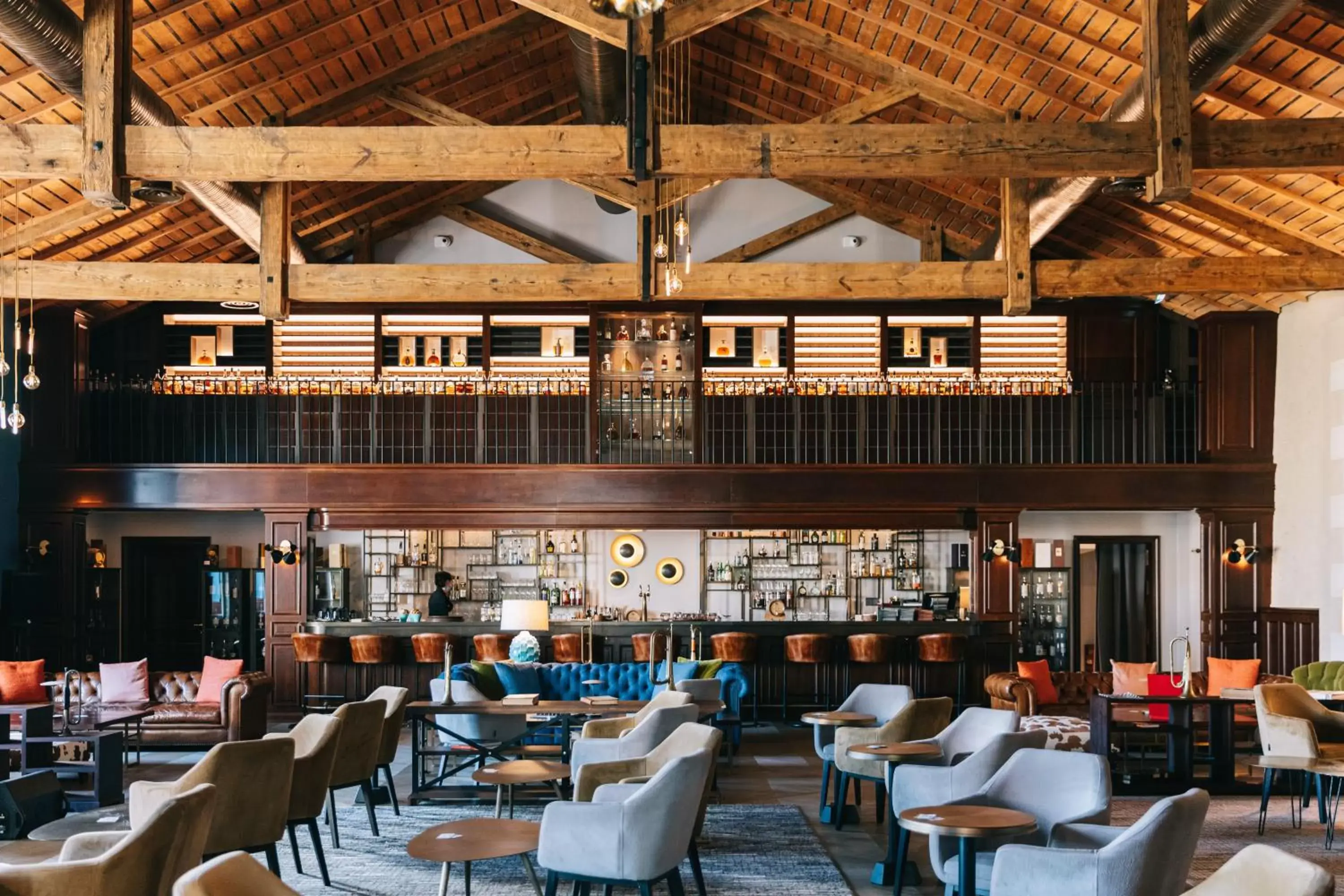 Lounge or bar, Restaurant/Places to Eat in Hôtel Chais Monnet & Spa