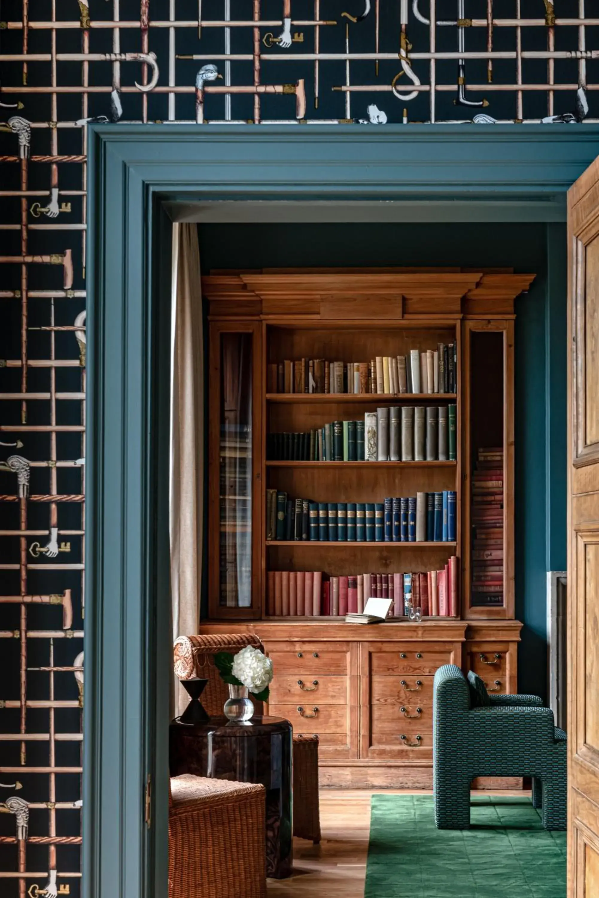 Library in Cowley Manor Hotel