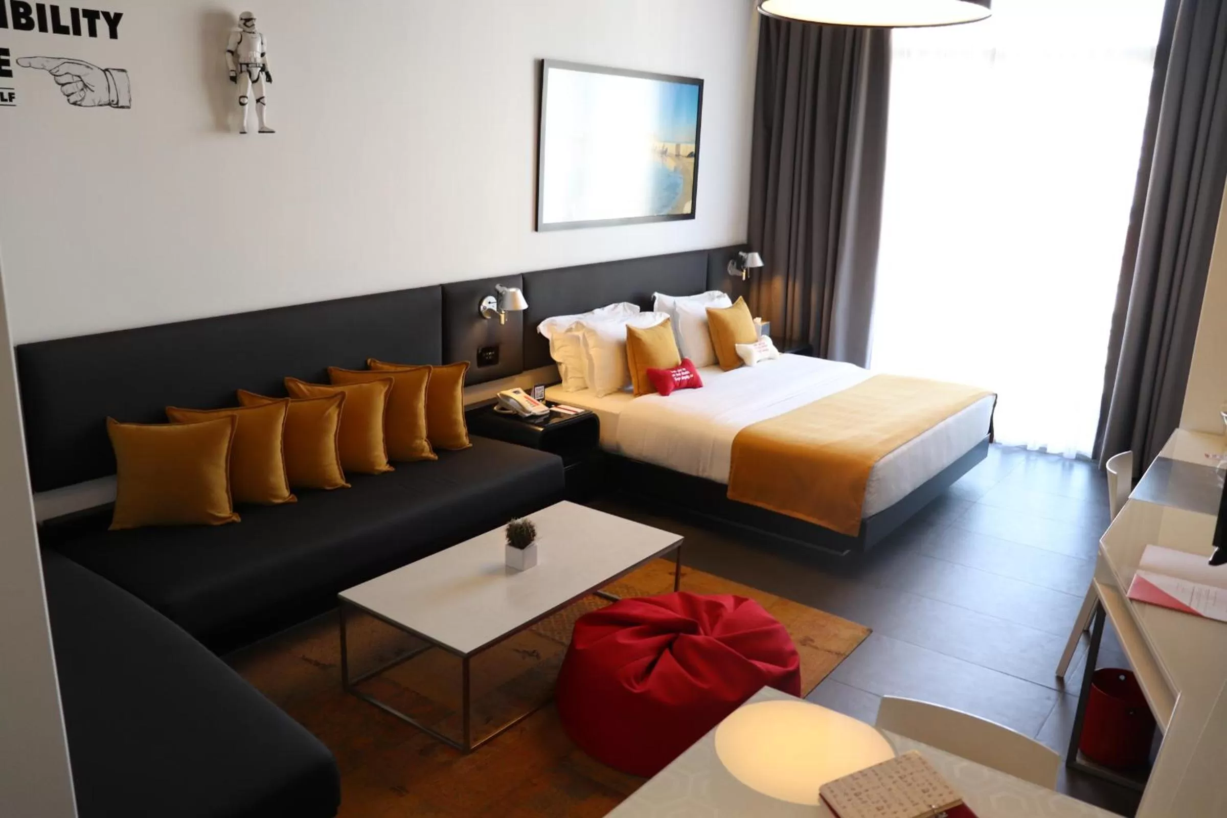 Premium King Room with Balcony in The Smallville Hotel