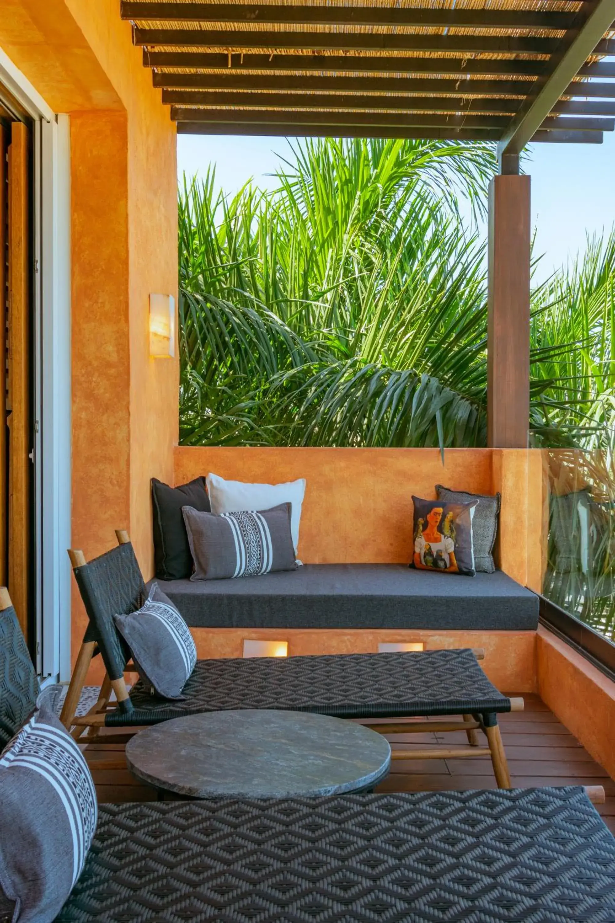 Balcony/Terrace, Seating Area in Sayulinda Hotel