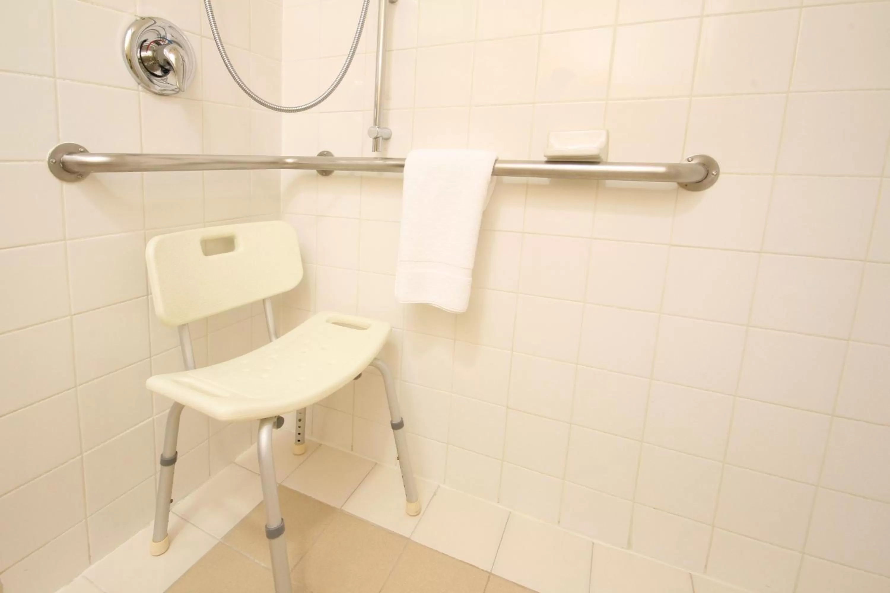 Photo of the whole room in Holiday Inn Monclova by IHG