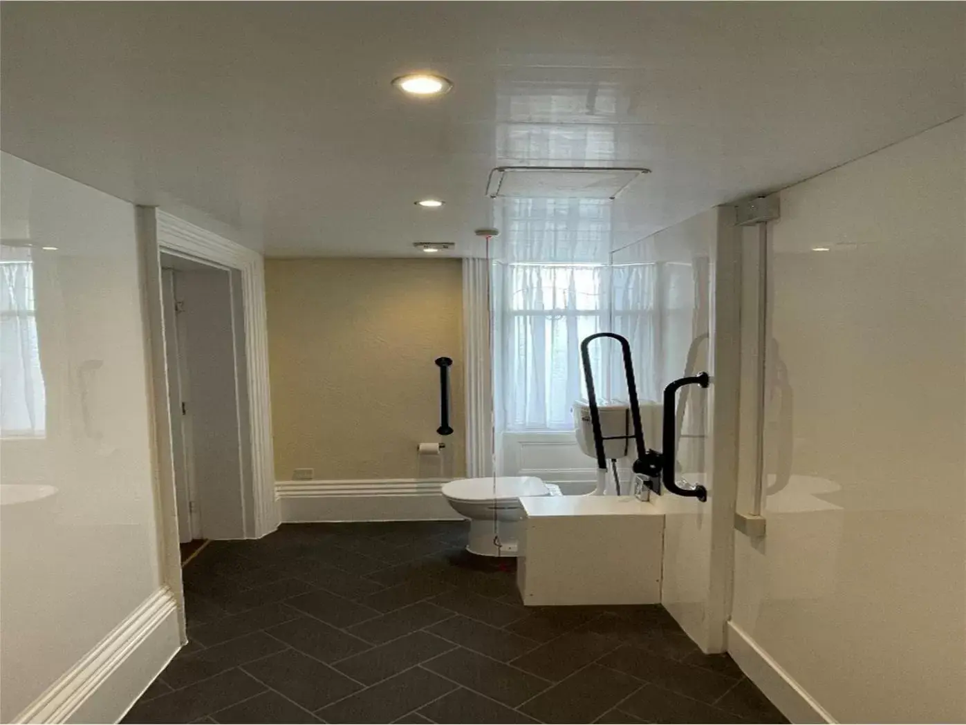 Facility for disabled guests, Bathroom in The Grand Scarborough